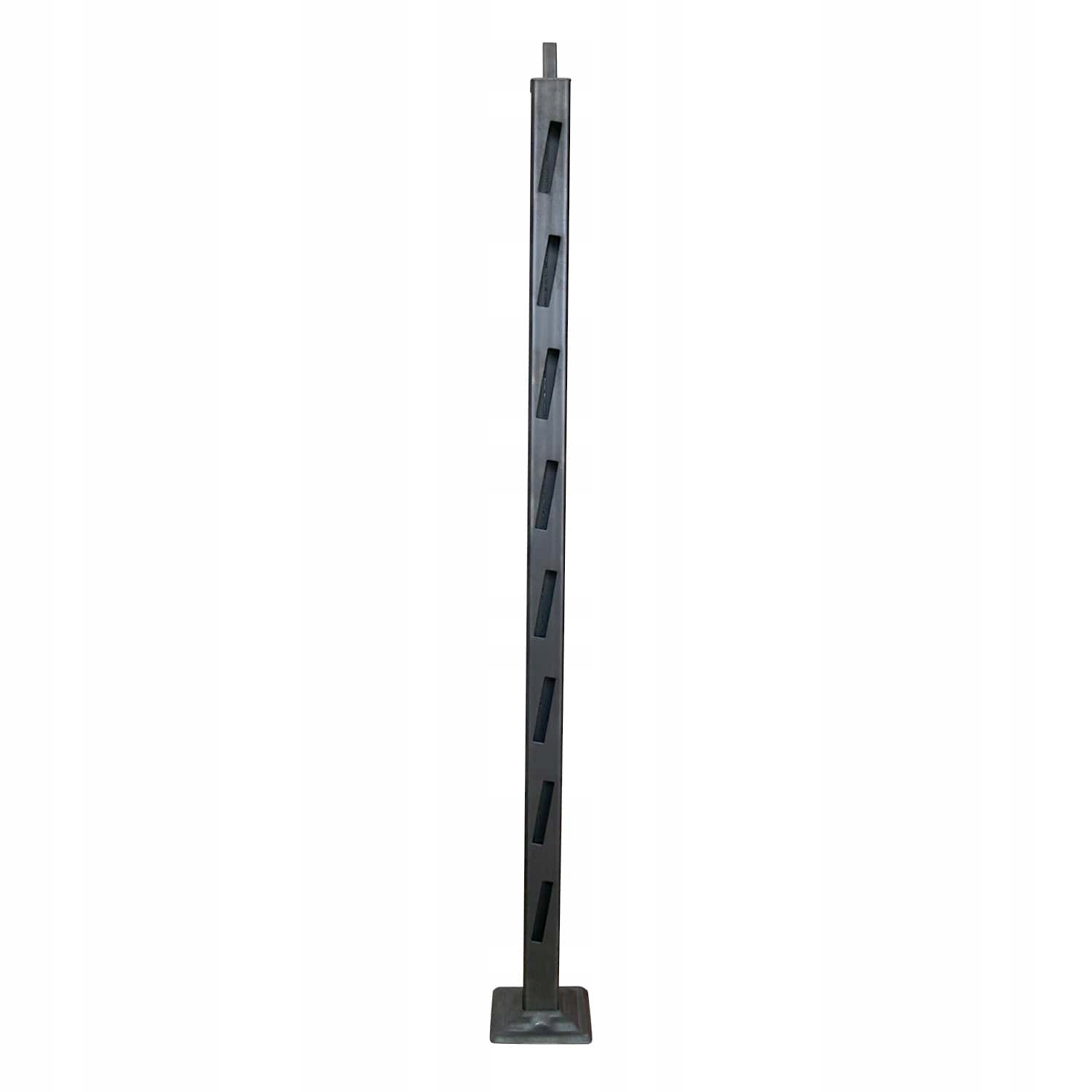 

słup balkonowy 40x40 skos końcowy prawy 70x11,1m