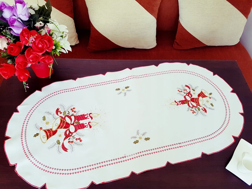 

Bieżnik biały 60 x 120 cm dzwoneczek
