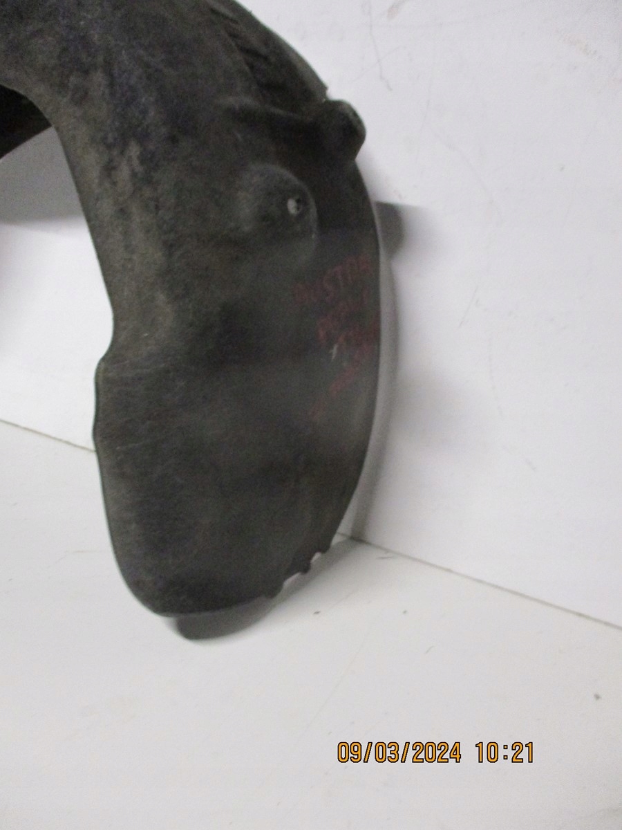 mudguard RENAULT AUSTRAL right rear. 767486359R