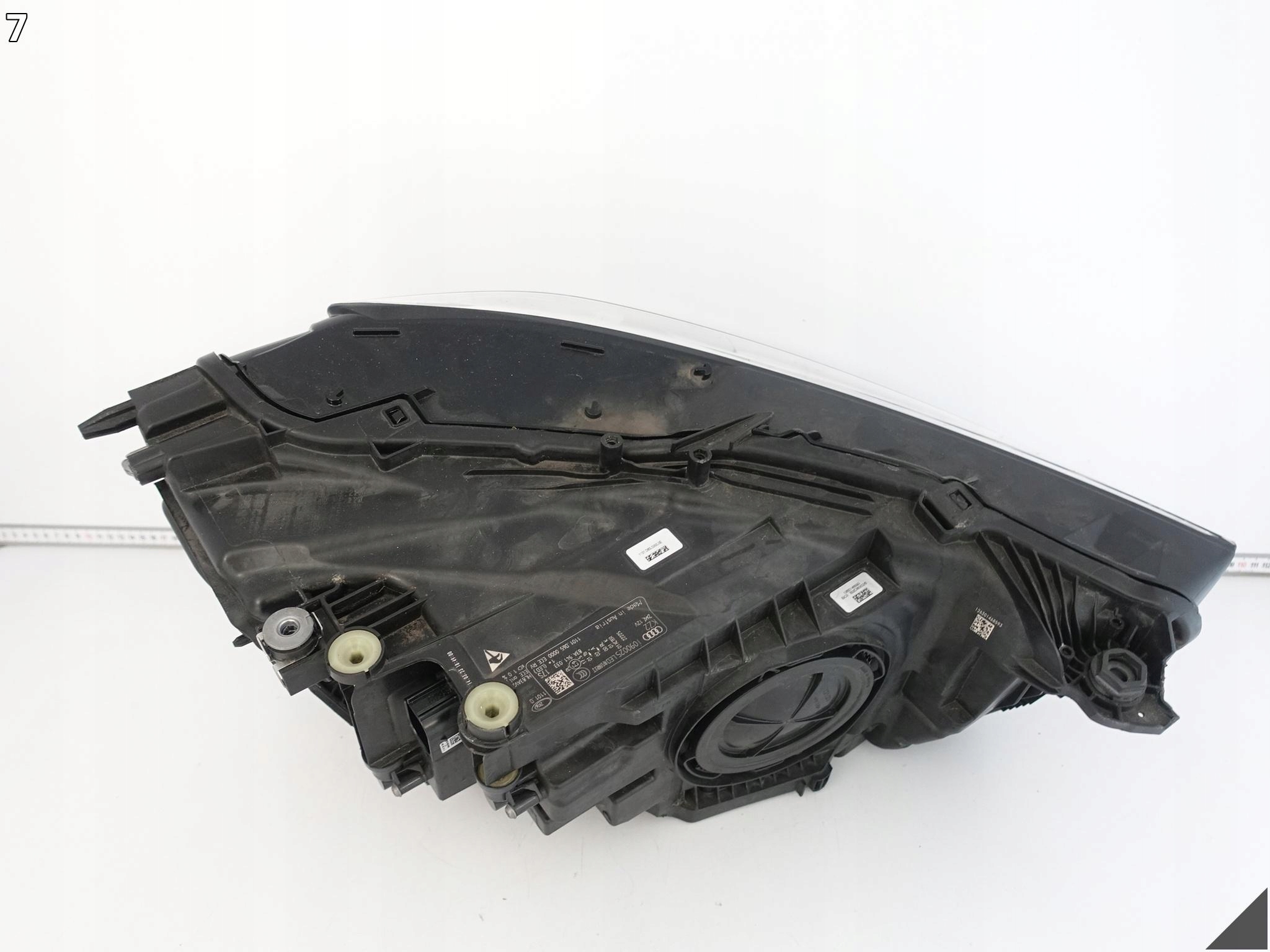 AUDI Q3 II (2 GENERACJA) F3 83A 18-25 light FULL LED left front EUROPA *033