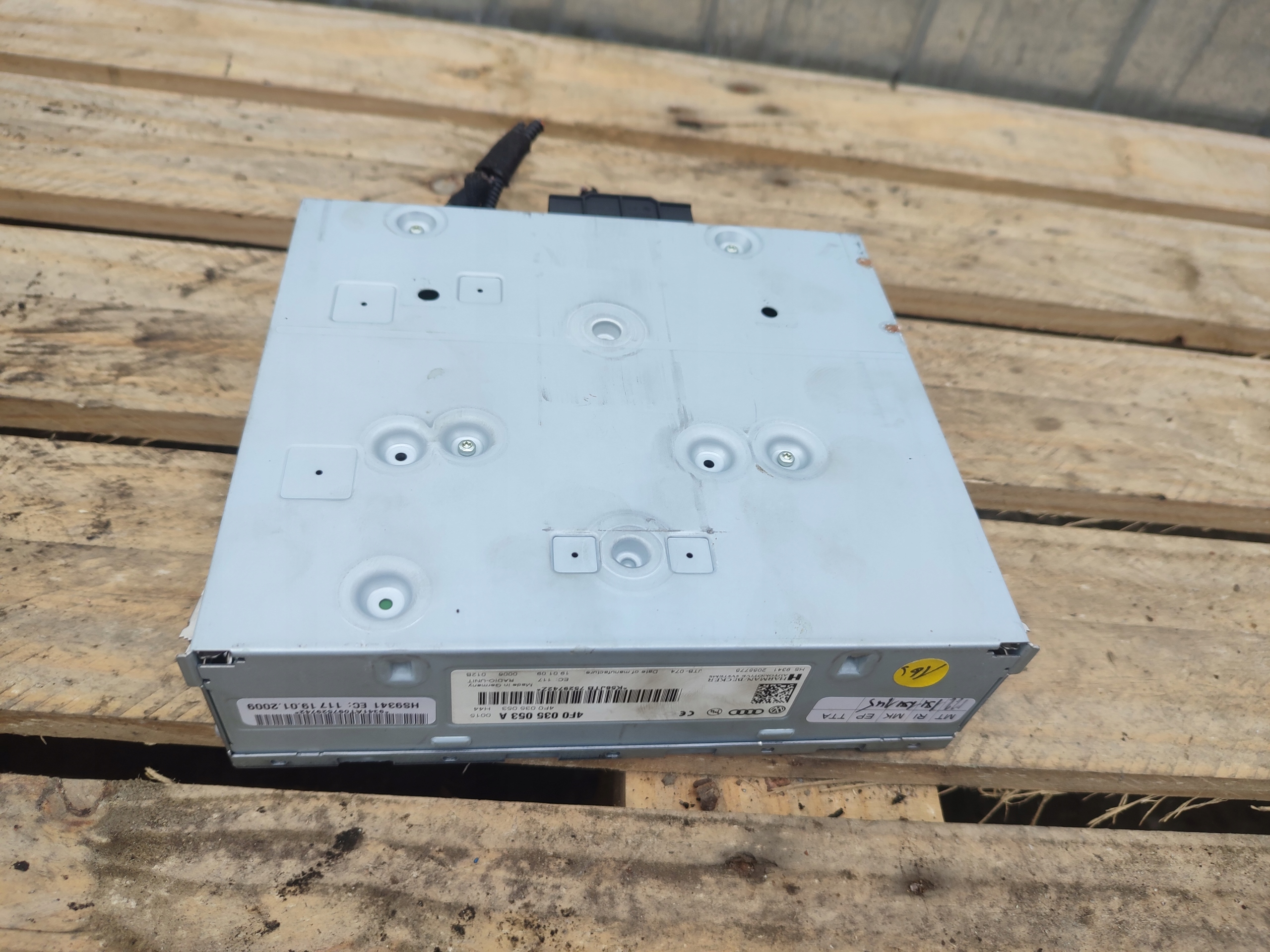 module amplifier RADIA TUNER AUDI Q5 8R A4 B8 A5 8T A6 C6 4F0035053A