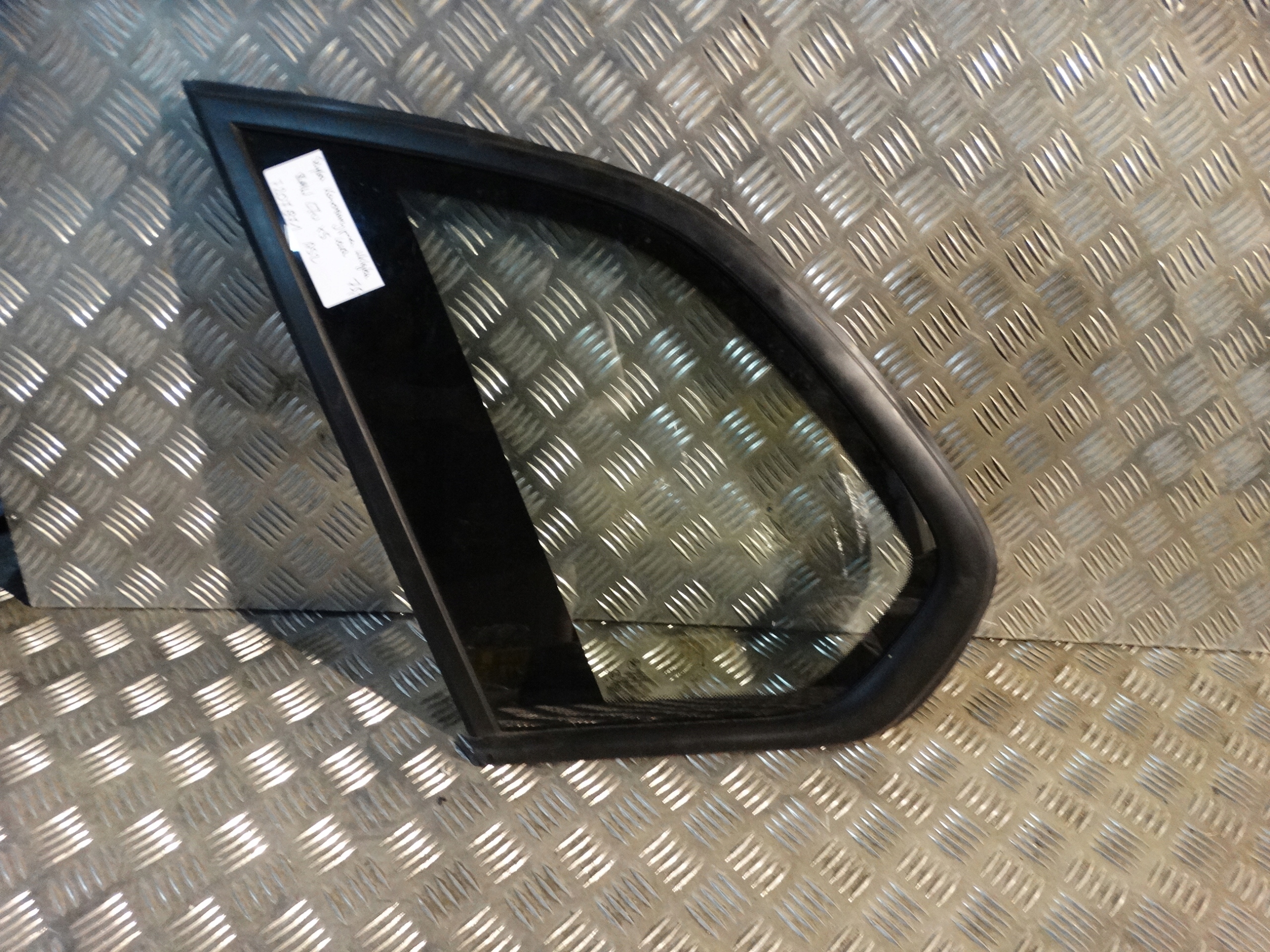 window bodywork WKLEJKA left BMW E70 X5 1