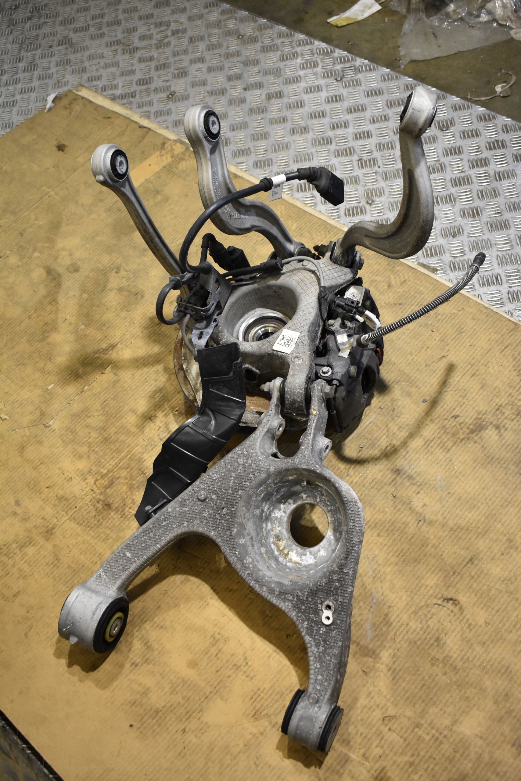 IDEALNE sususpension rear. right PORSCHE PANAMERA 971 1