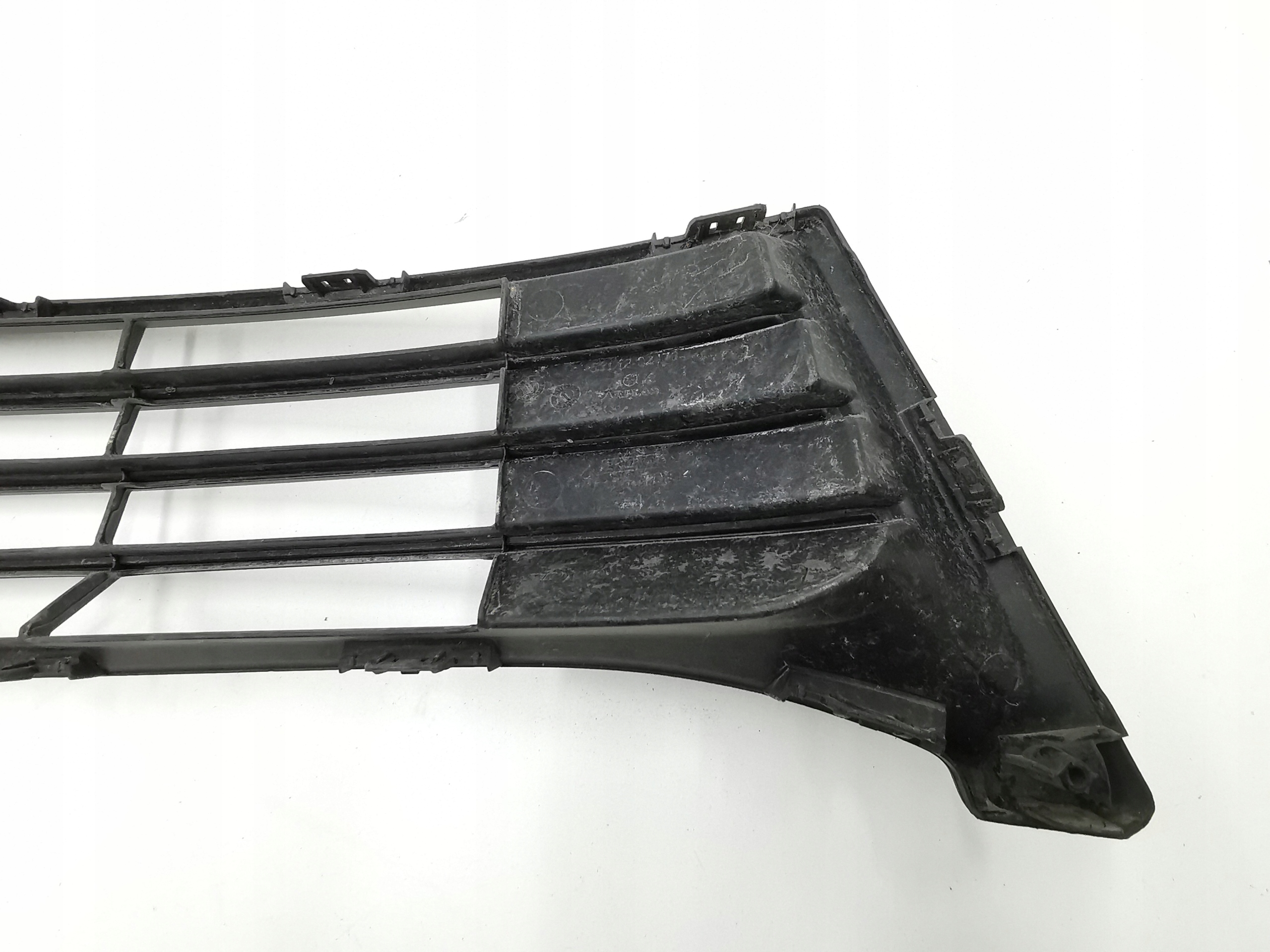 grid front bumper grille TOYOTA COROLLA E17 13-17 53112-02470