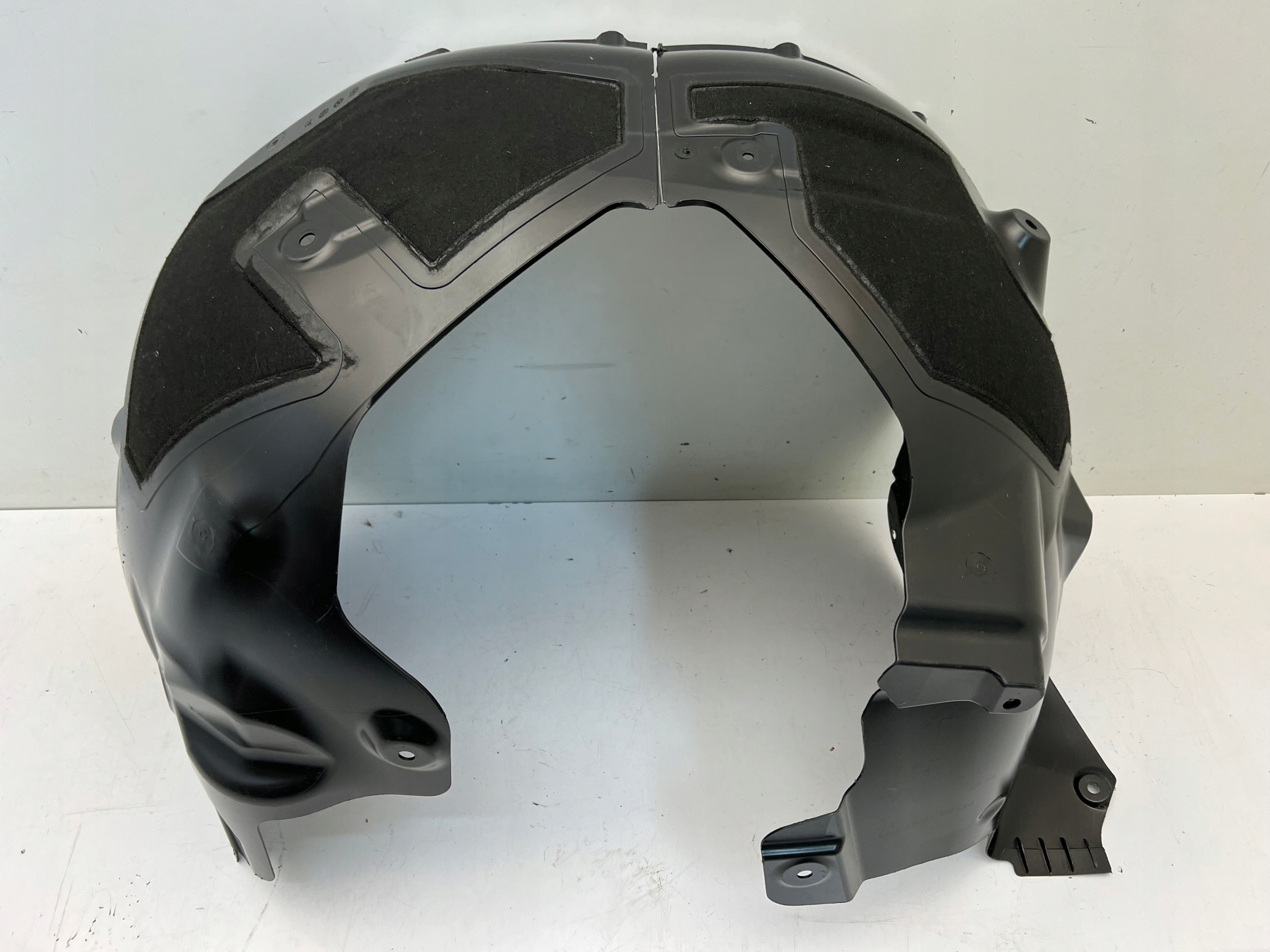 TESLA MODEL Y NADKOLE PRZEDNIE PRAWE PRZÓD 20- N