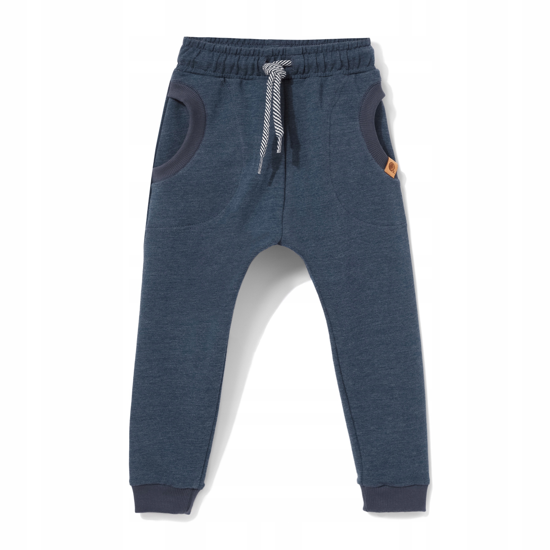 TuSzyte | Ciemne spodnie dresowe na gumkę R.140/146