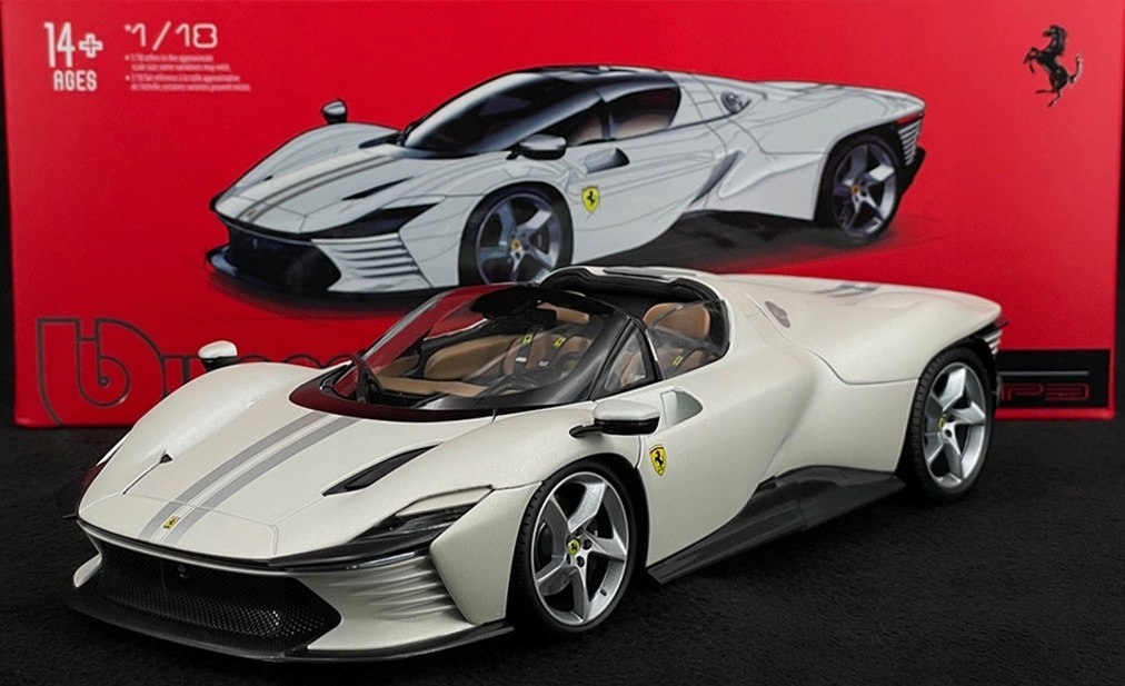 Ferrari Daytona SP3 podpis 1:18 Bburago 16912