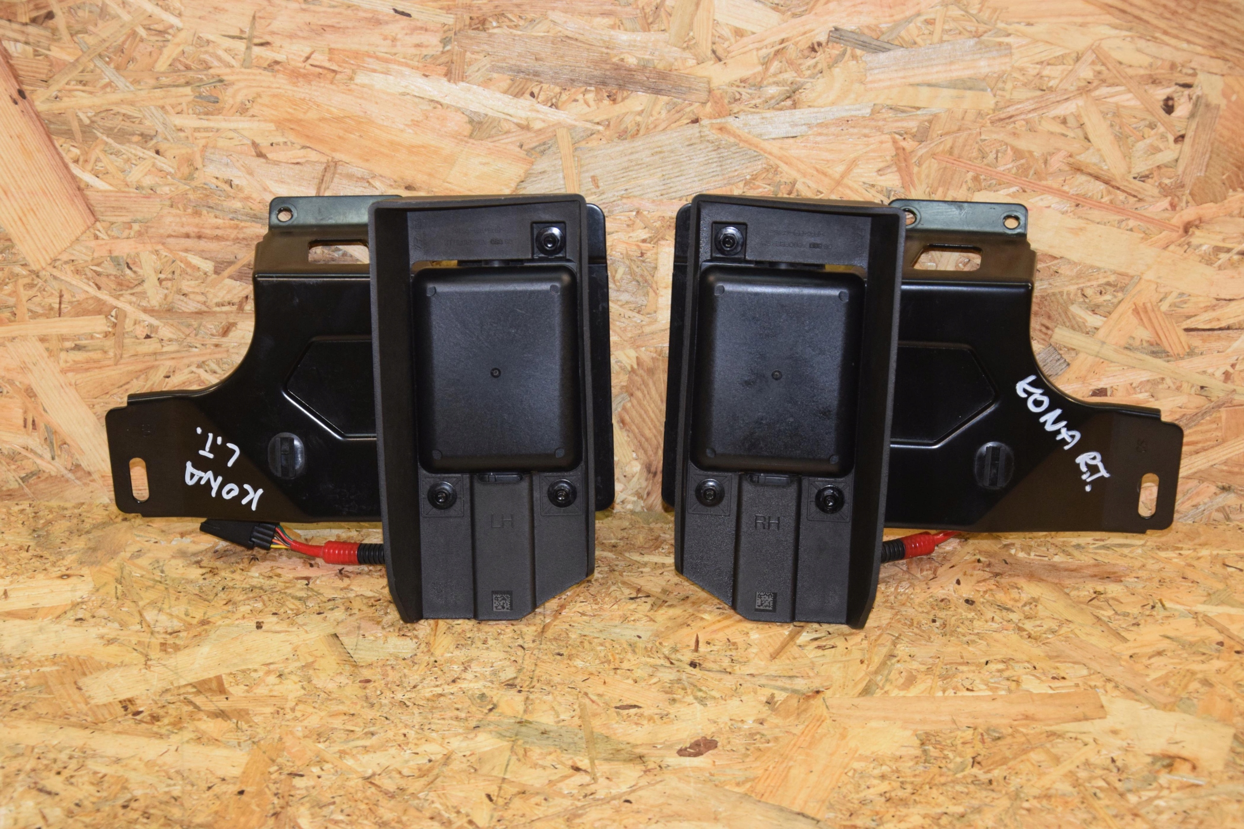 99140-CM000 99150-CM000 - РАДАР-ДАТЧИК DISTRONIC ЗАДНИЙ + КРЕПЛЕНИЕ L / P KONA HYB