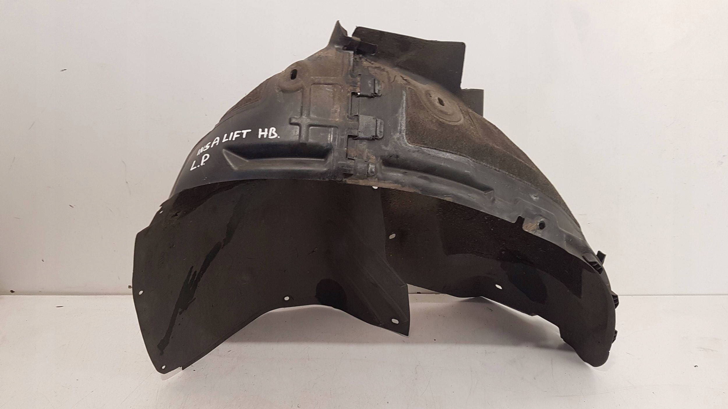 opel INSIGNIA A РЕСТАЙЛИНГ HB подкрылок левый перед