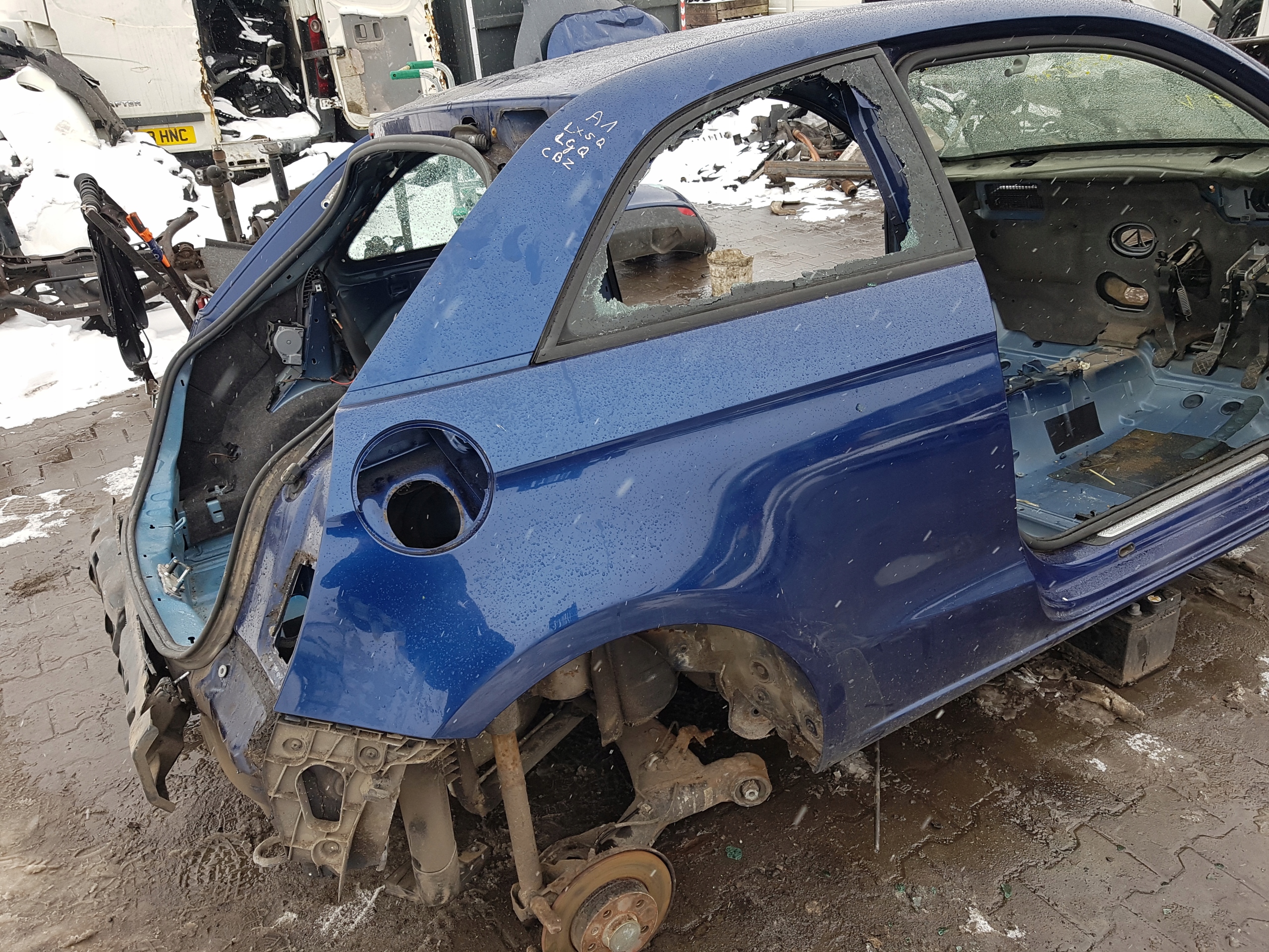 AUDI A1x 10-18r КРЫЛО ЧЕТВЕРТЬ ПРАВА ЗАД.d Lx5q