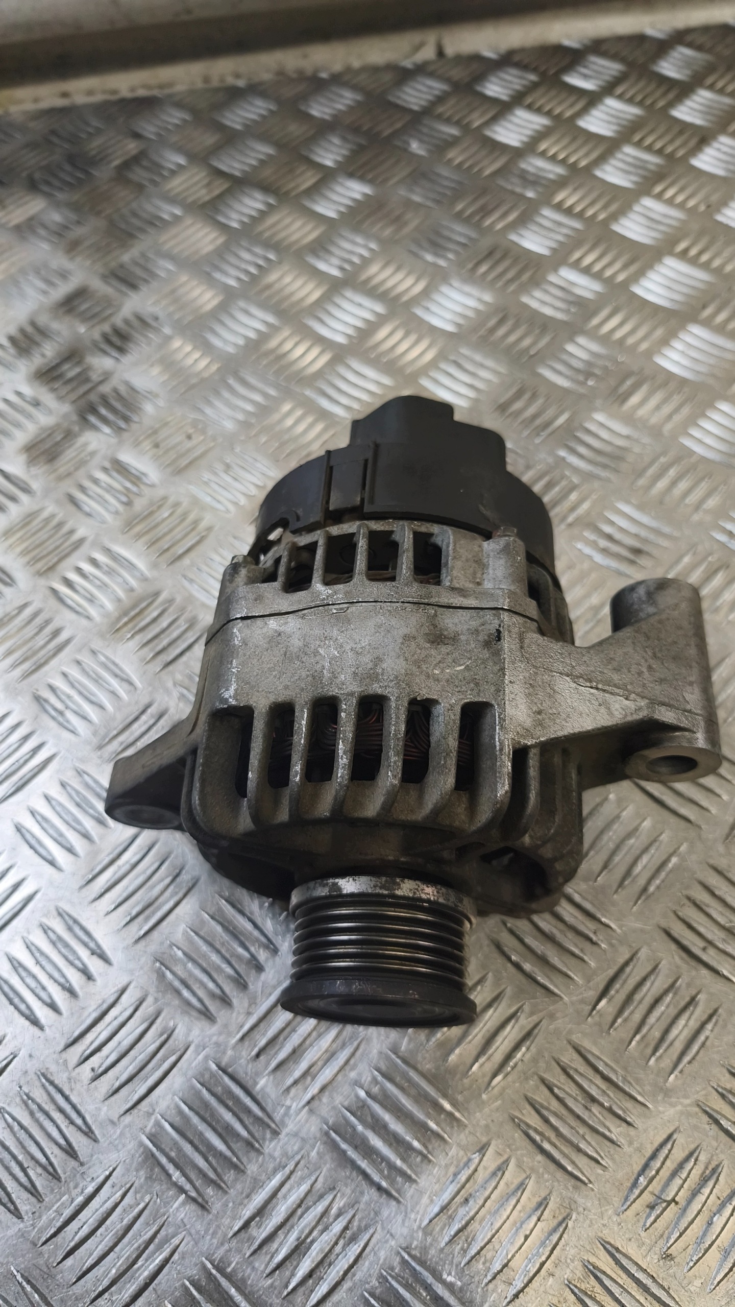 alternator FIAT DOBLO II 2011r 1.6D