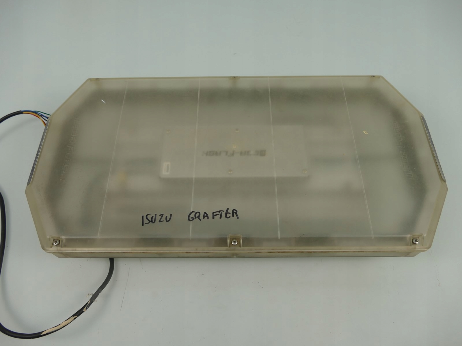 811034613 - ISUZU GRAFTER ПРЕДУПРЕЖДАЮЩАЯ ЛАМПА REDTRONIC FLASH