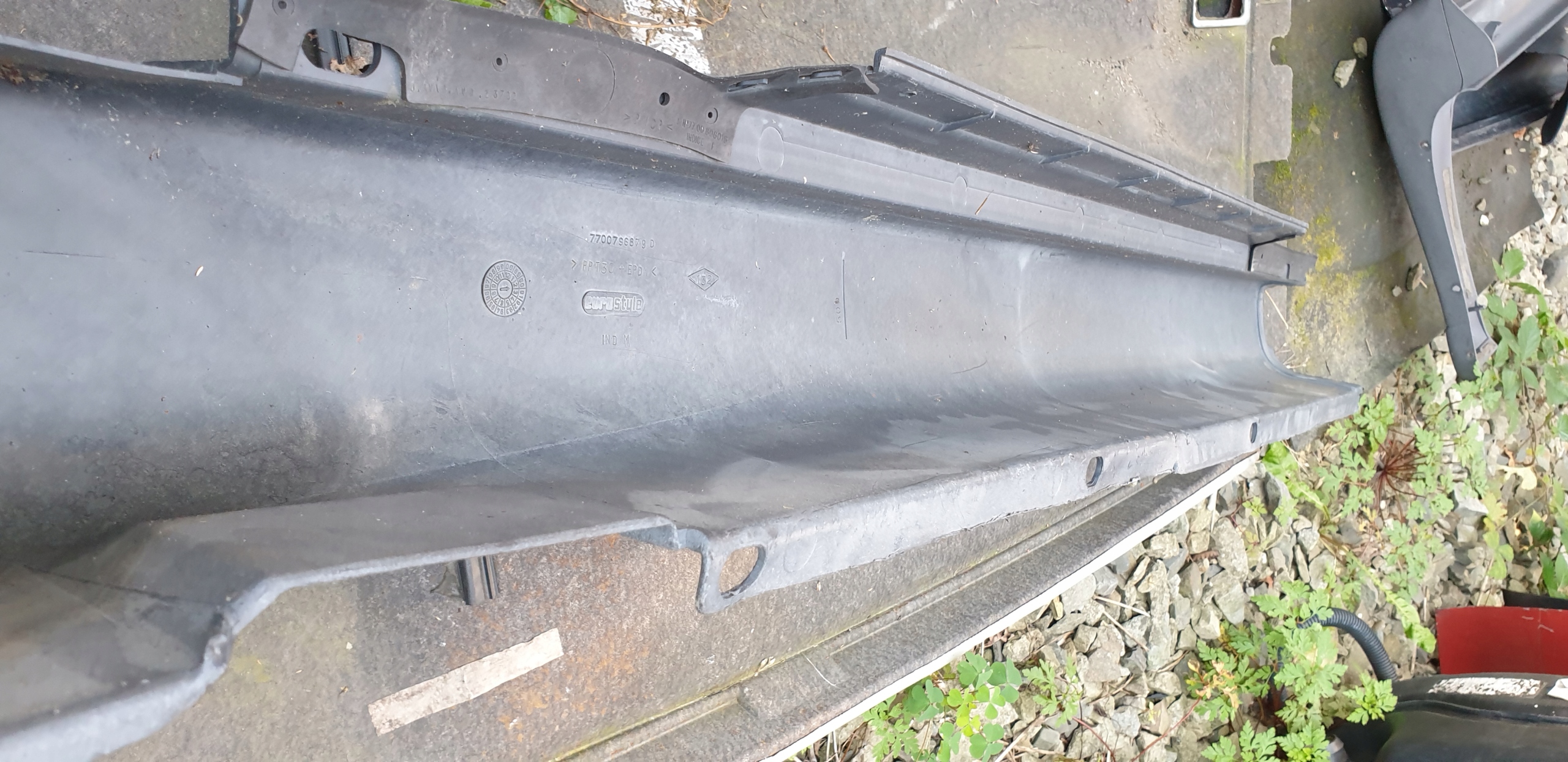 cap moulding threshold right RENAULT SAFRANE II
