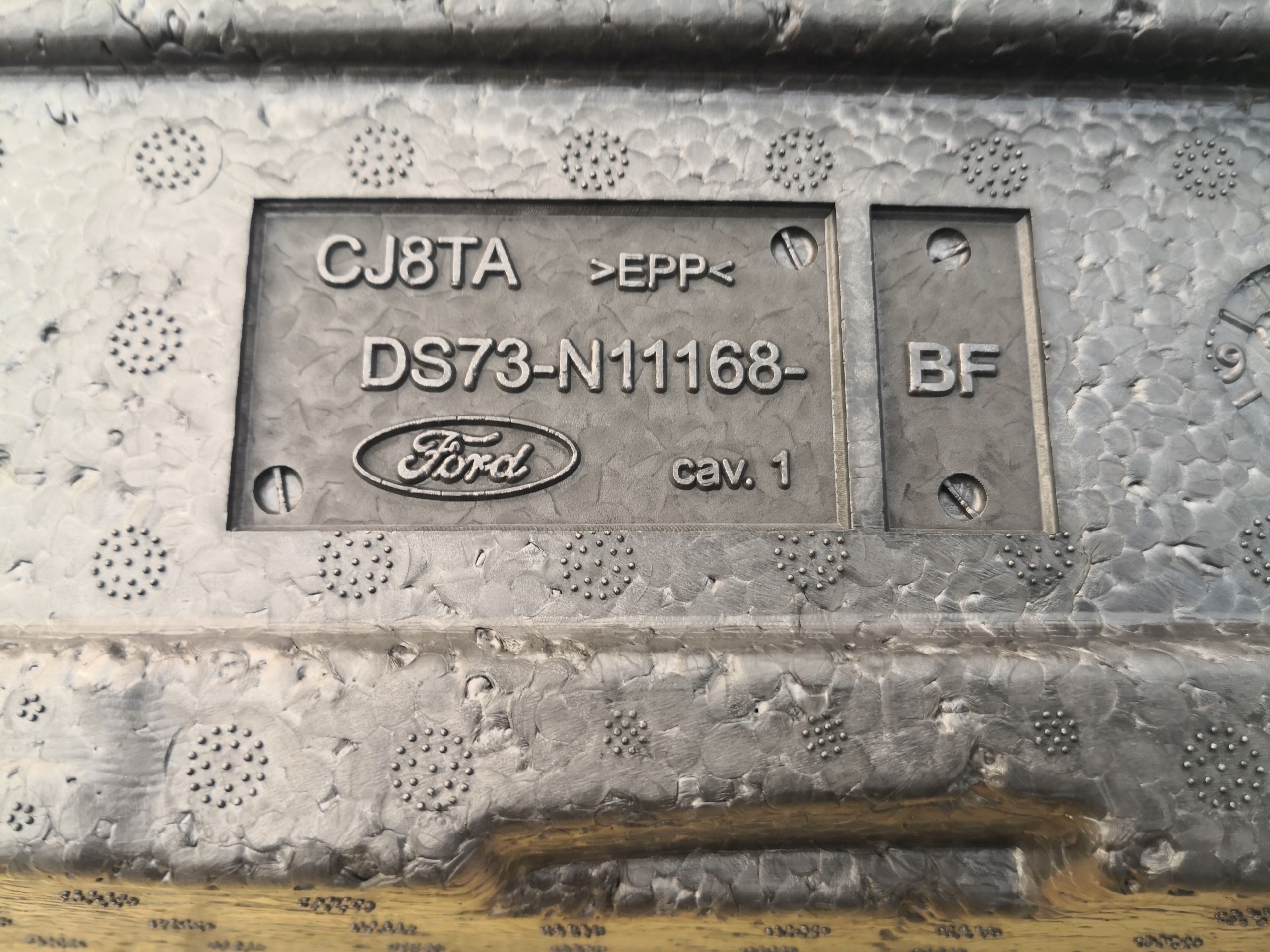 polystirene boot floor well FORD MONDEO MK5 KOMBI
