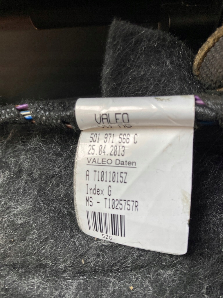 Audi A3 8V E-TRON 1.4 TFSI радиатор отопителя отопитель салона 5QE816005