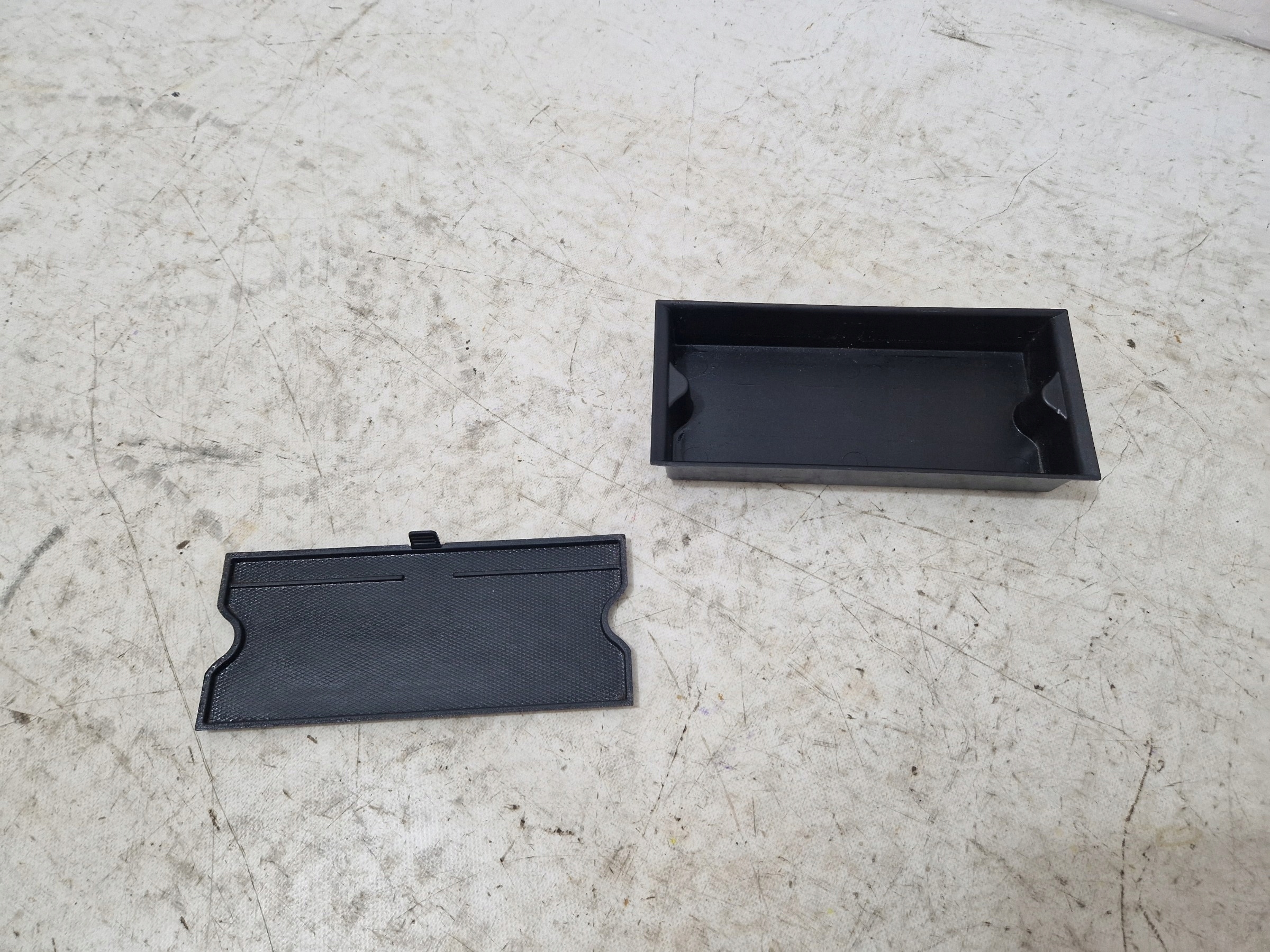 FORD EXPLORER VI MK6 2020- Tacka Handschuhfach Füllung Handschuhfach organizer