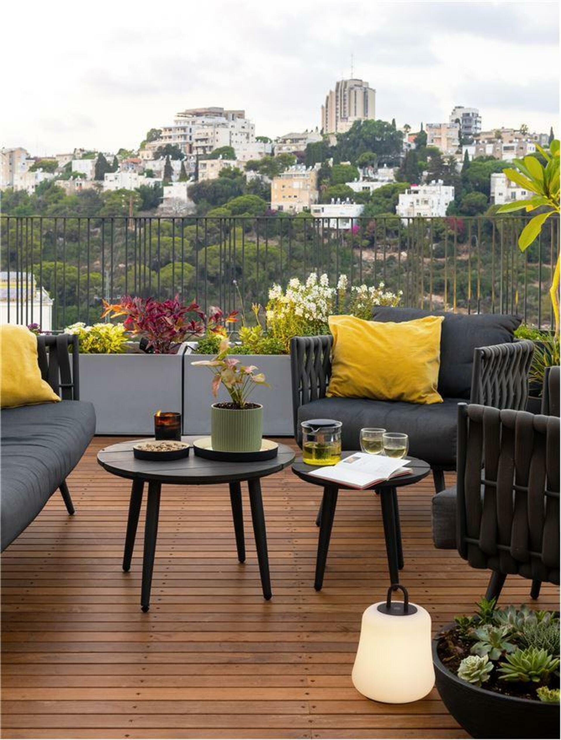 Nova Luce vonkajšia stolná lampa Jigra čierny hliník a akryl Led 2W 3000K 3,7