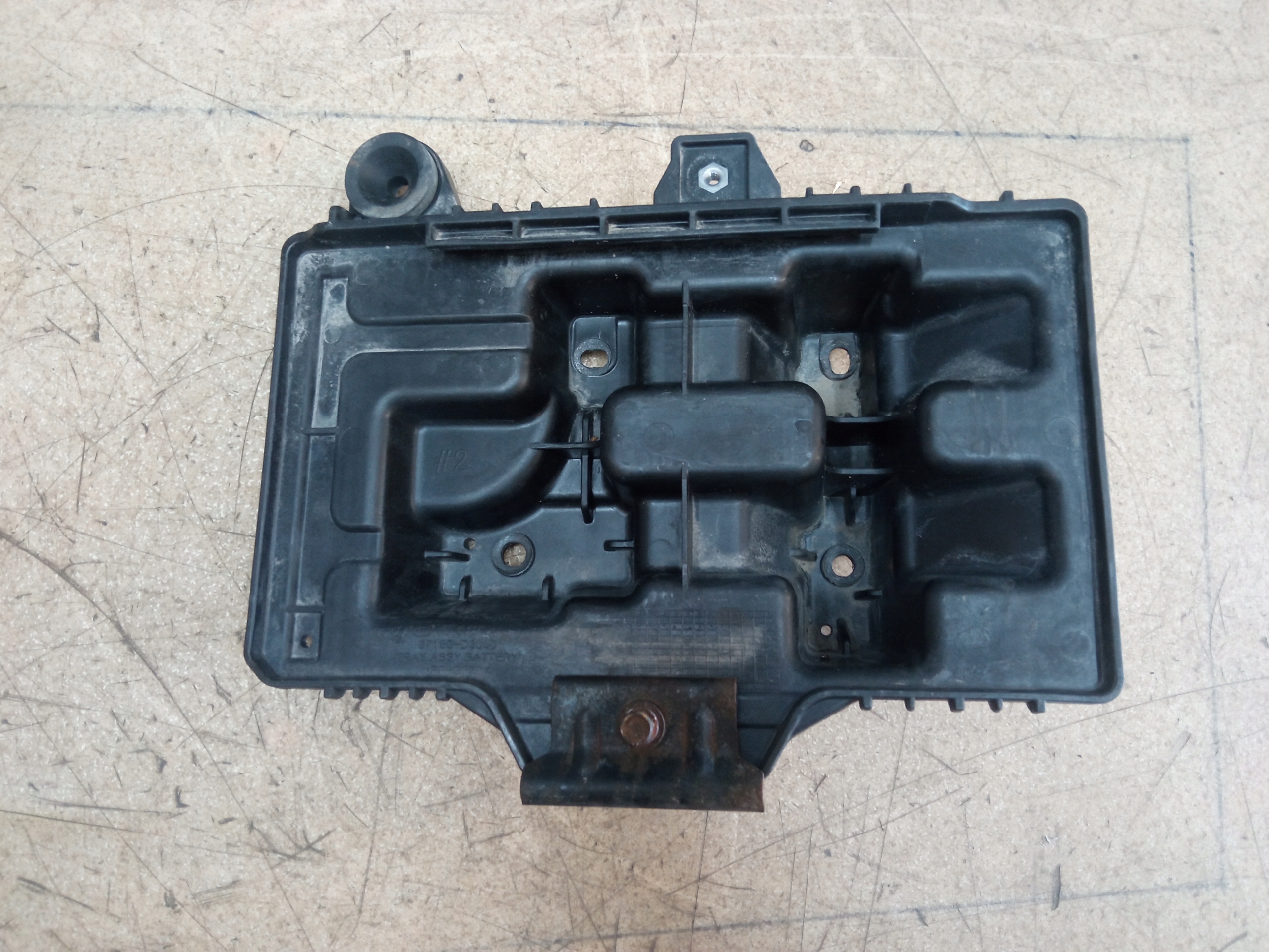 PODSTAWA PÓŁKA AKUMULATORA HYUNDAI TUCSON III 2015-2020 37150-D3000