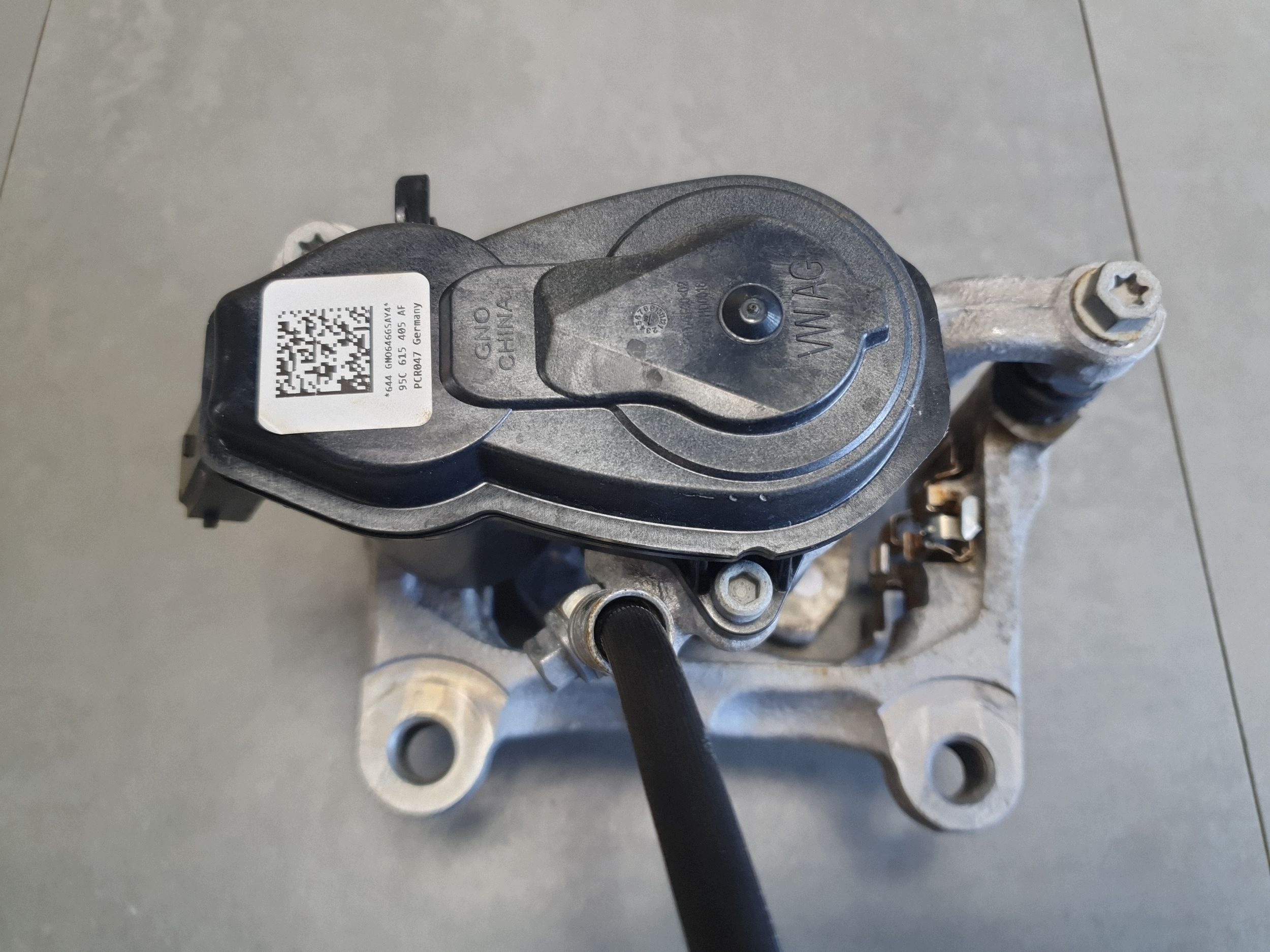Audi Q6 e-tron caliper brake left rear part rear 95C615405AF