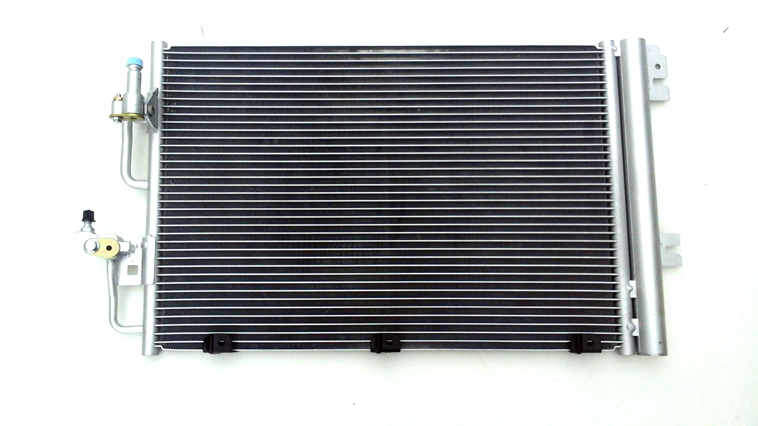 037-016-0023 - Конденсатор ASTRA H 04-1.4i16v, Zafira B 05-1. 6 GAS