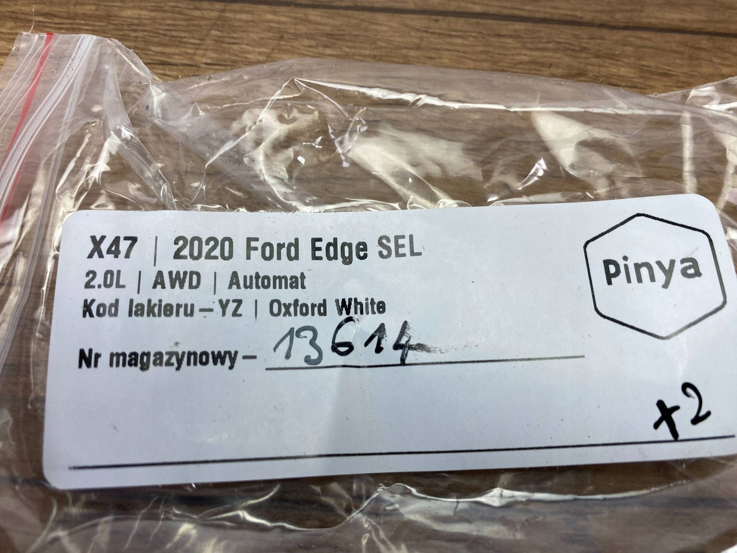 bracket boot holder haczyk oczko Ford Edge II 2019+