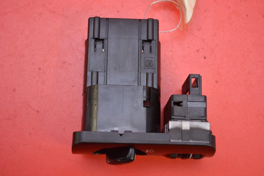 interruttore Interruttore comando luci 1M1941531L SEAT LEON 1 e 99-05