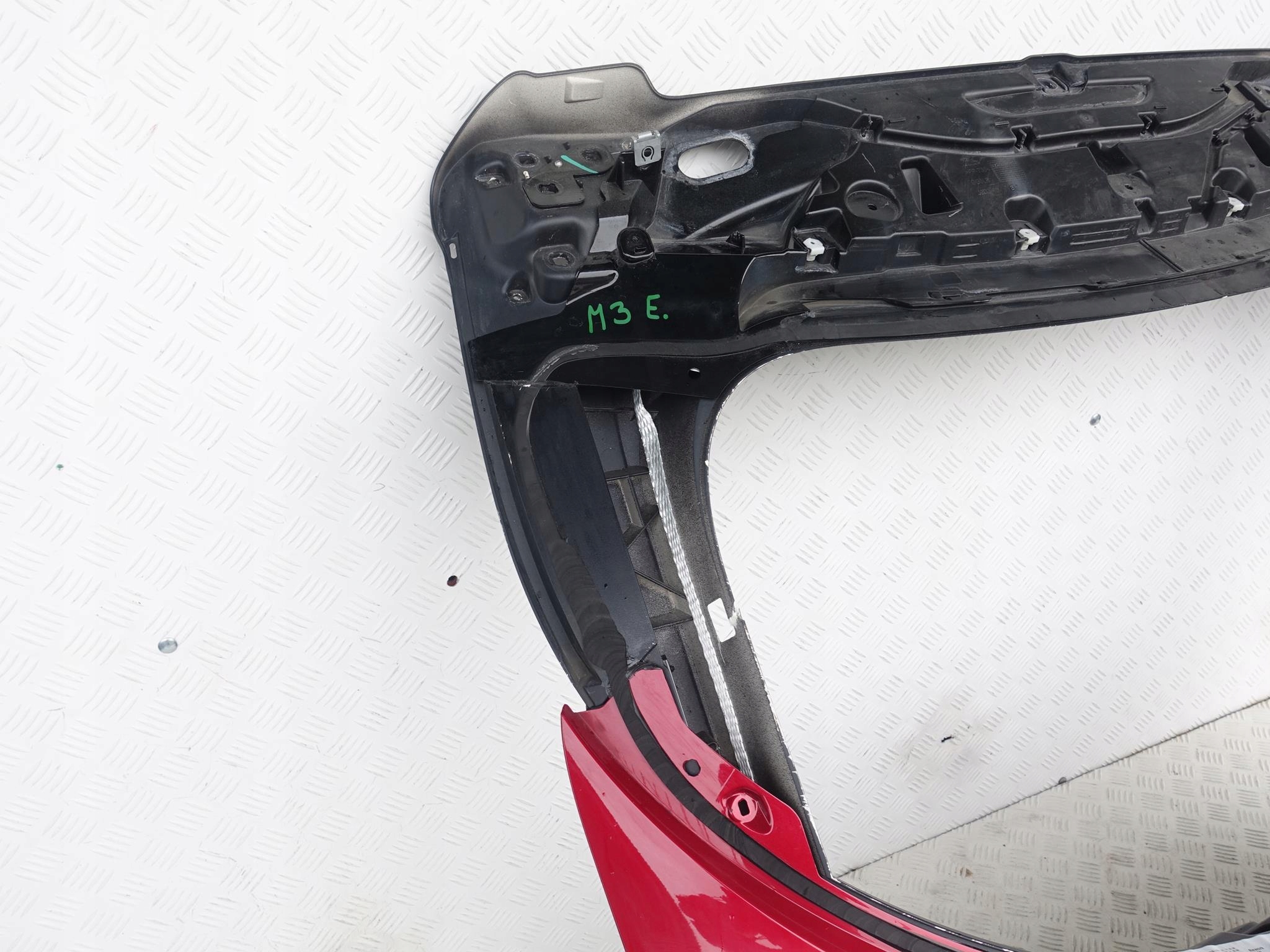JAGUAR UND-PACE X590 18- HECKKLAPPE KOFFERRAUMDECKEL ABDECKUNG + SPOILER HECK