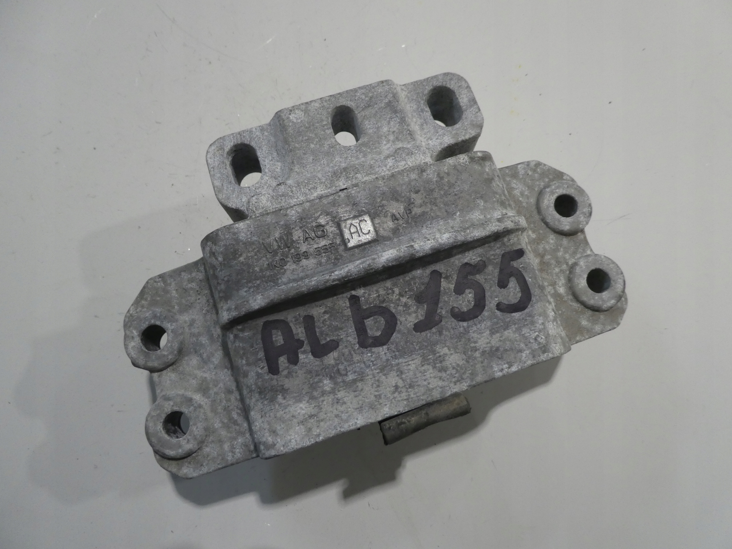 holder gearbox mounting 1K0199555AC AUDI VW SEAT