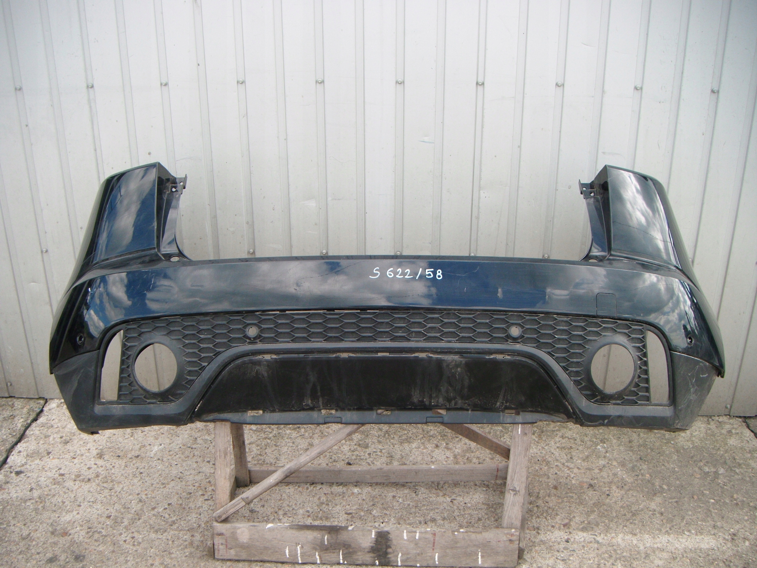 JAGUAR E-PACE 540 17- ZDERZAK TYLNY J9C3-17D781-A