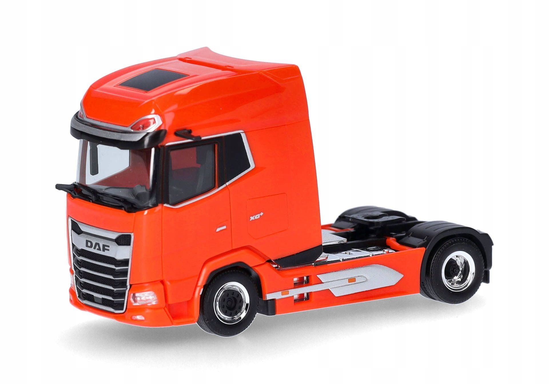Herpa 953726 Daf Xg+ oranžová