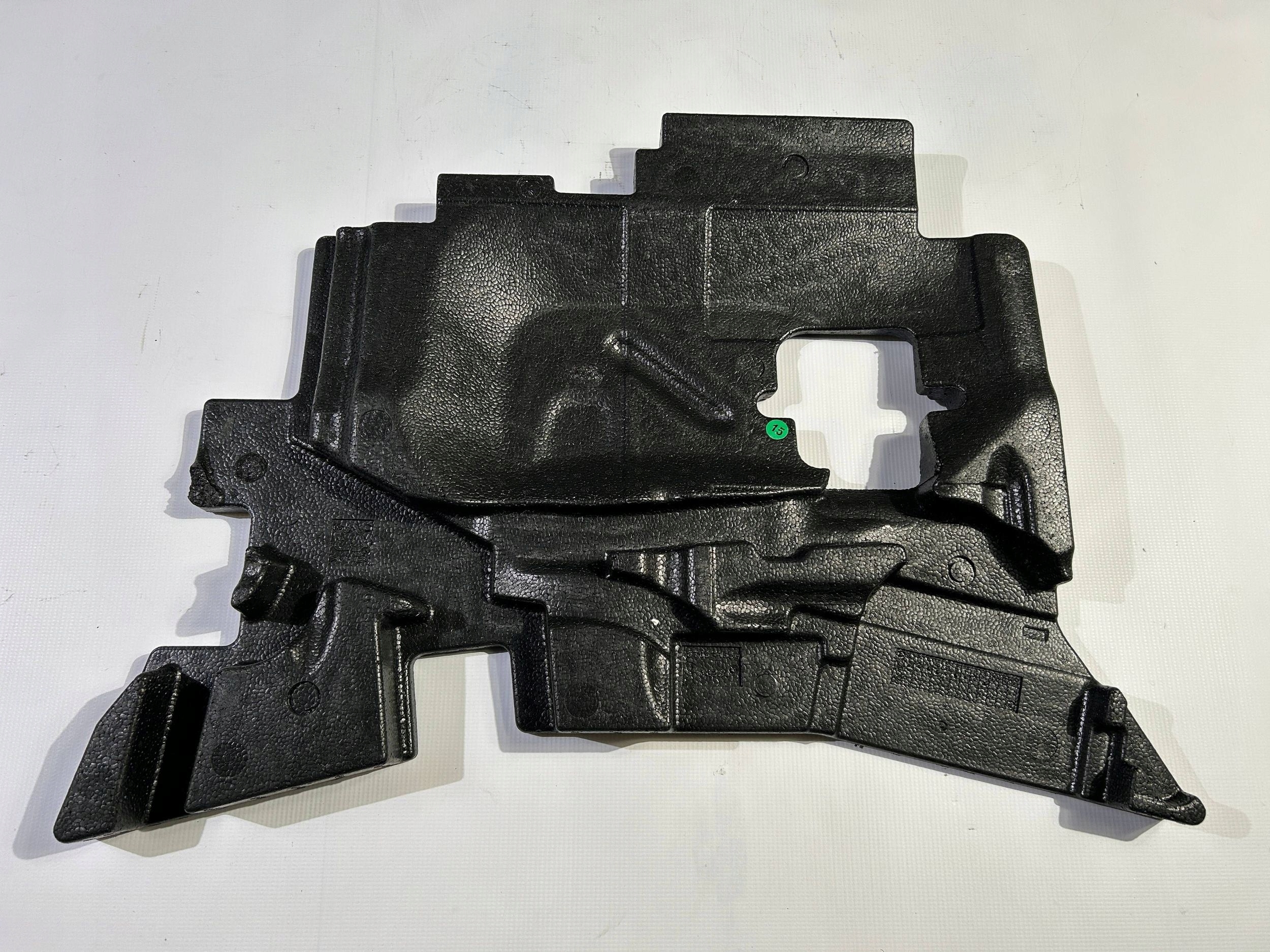 passenger compartment filling polystirene boot Maserati Ghibli M157 2013