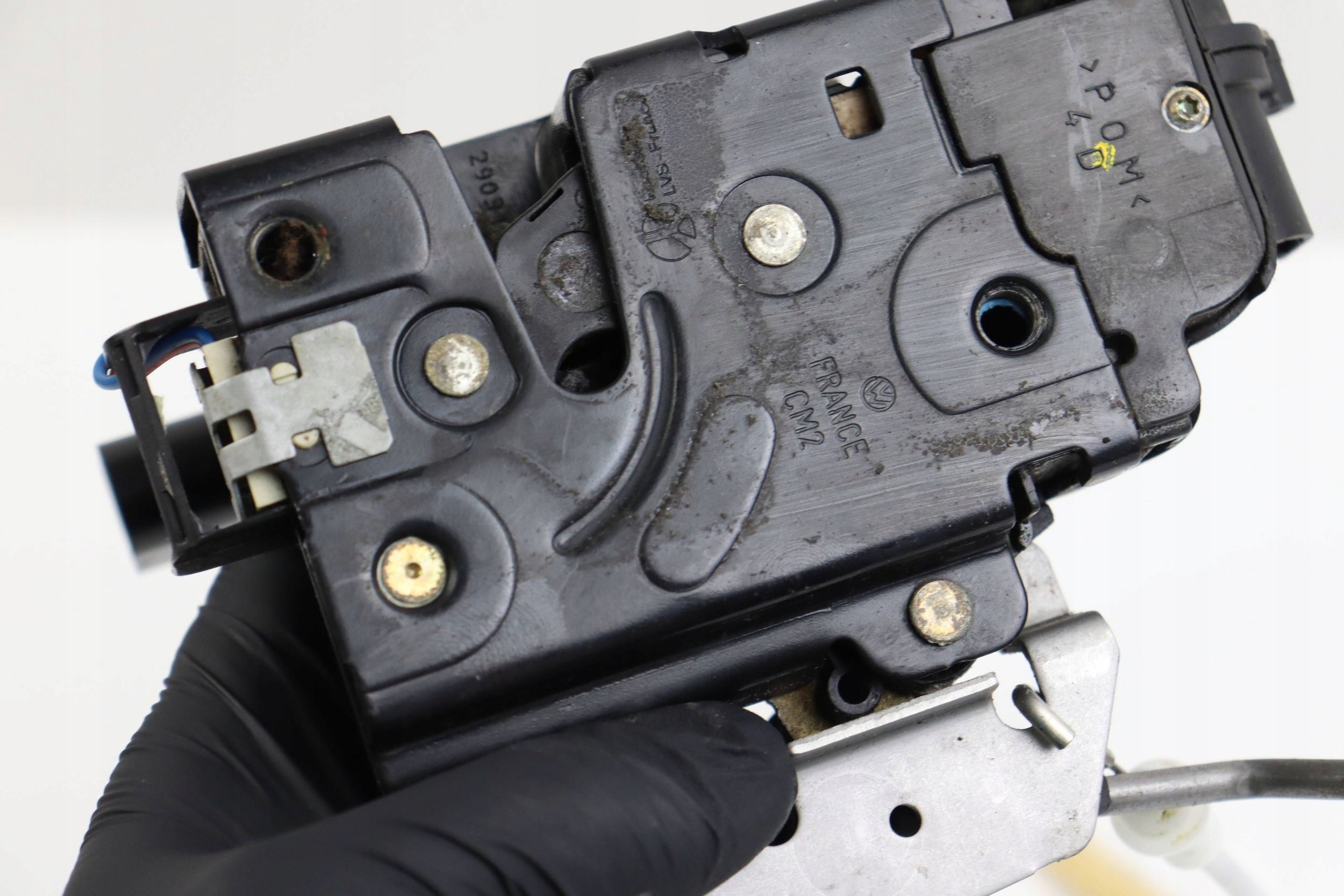 AUDI A2 lock door right front front 9 PIN EUROPA 8Z1837016A