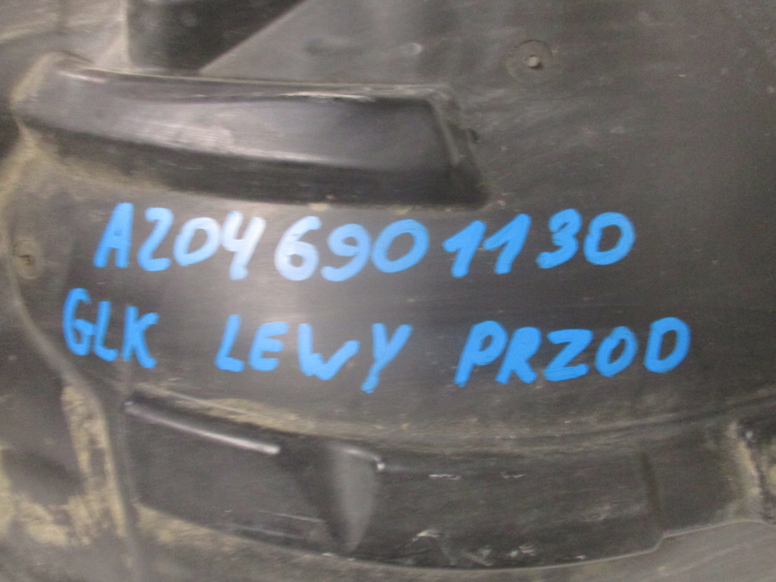 mudguard front front left MERCEDES-BENZ GLK 204 A2046908530