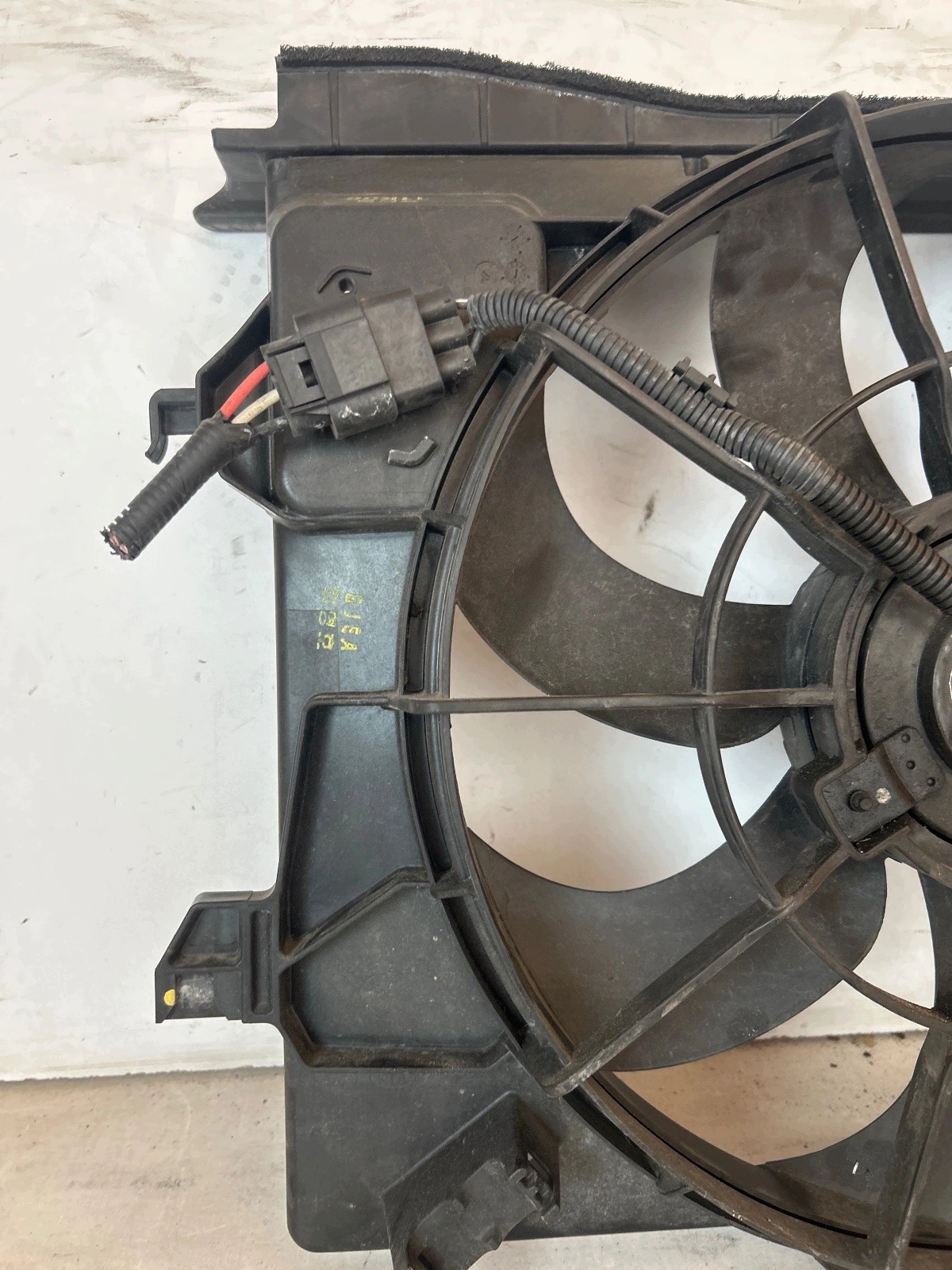 obal ventylátora ventilátor Hyundai I20 II Kia Rio III