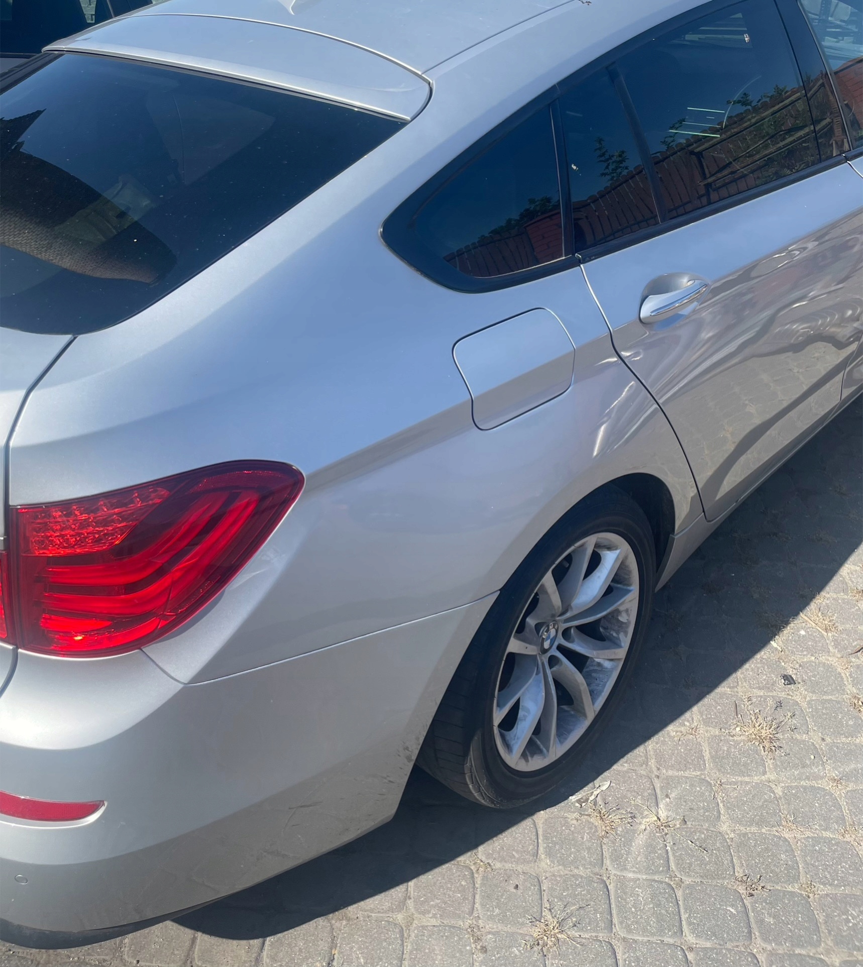 BMW 5 GT F07 ЧЕТВЕРТЬ ПРАВЫЙ ЗАД. 354 ТИТАН