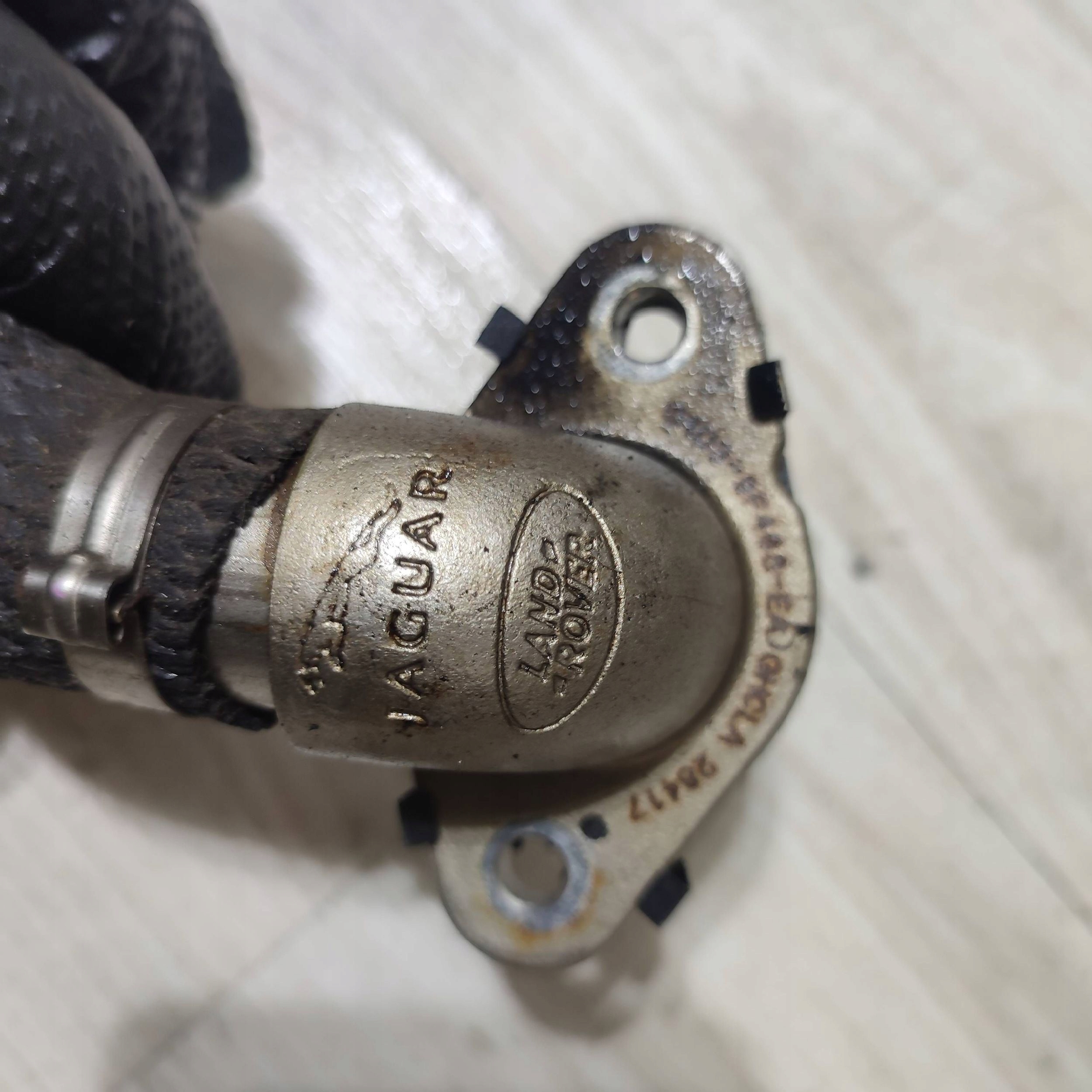 prijenos EGR Jaguar F-Pace G4D39F468