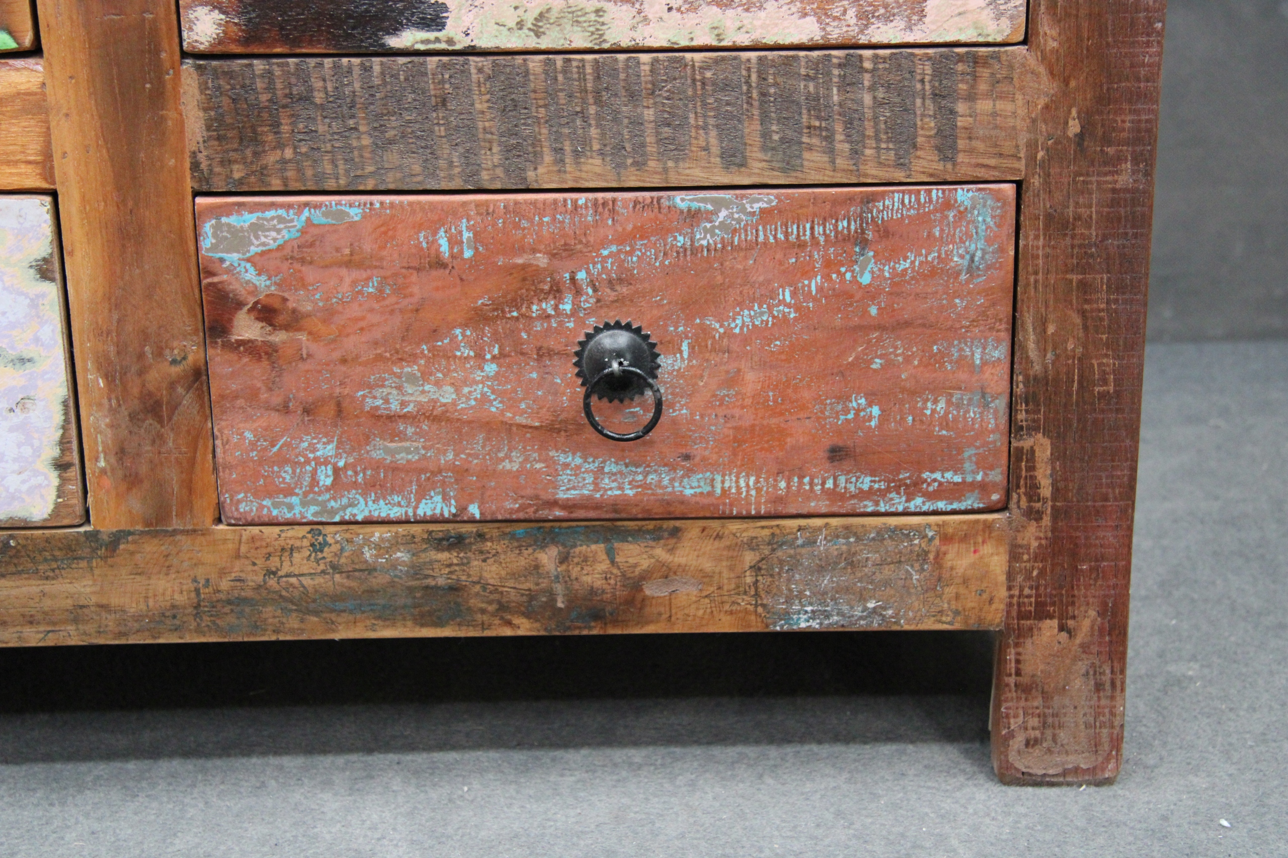 Komoda Drewniana Szafka Lite Drewno Kolorowa AVADI Materiał drewno