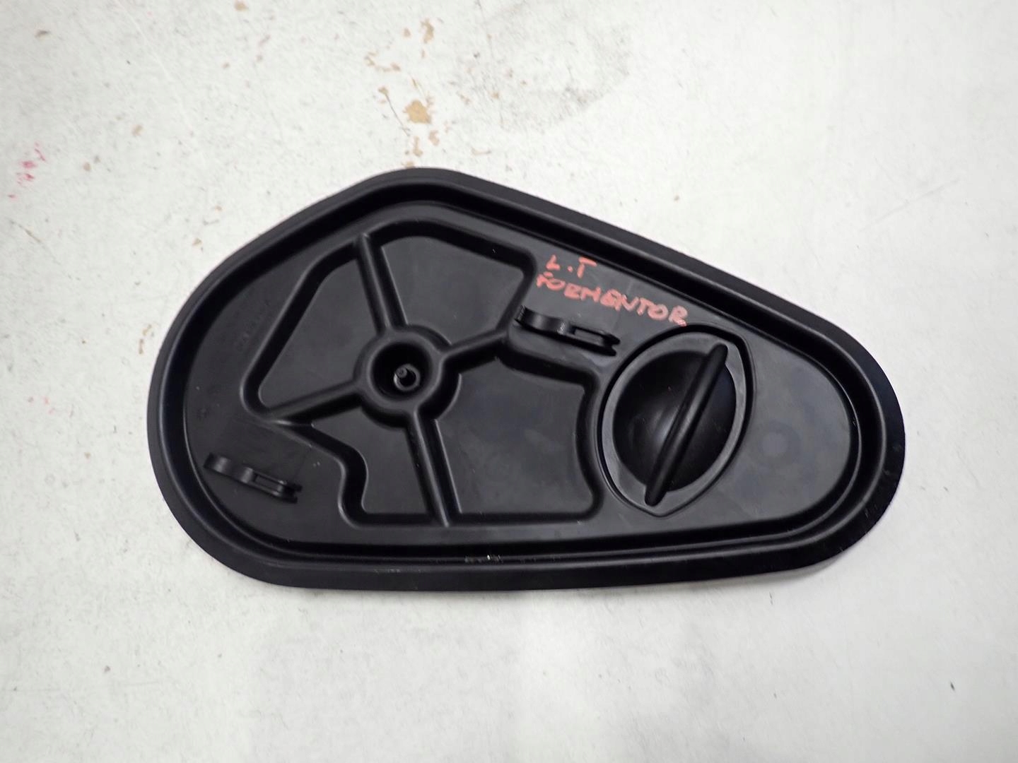 hangszigetelő ajtó bal far CUPRA FORMENTOR 5FA839915A