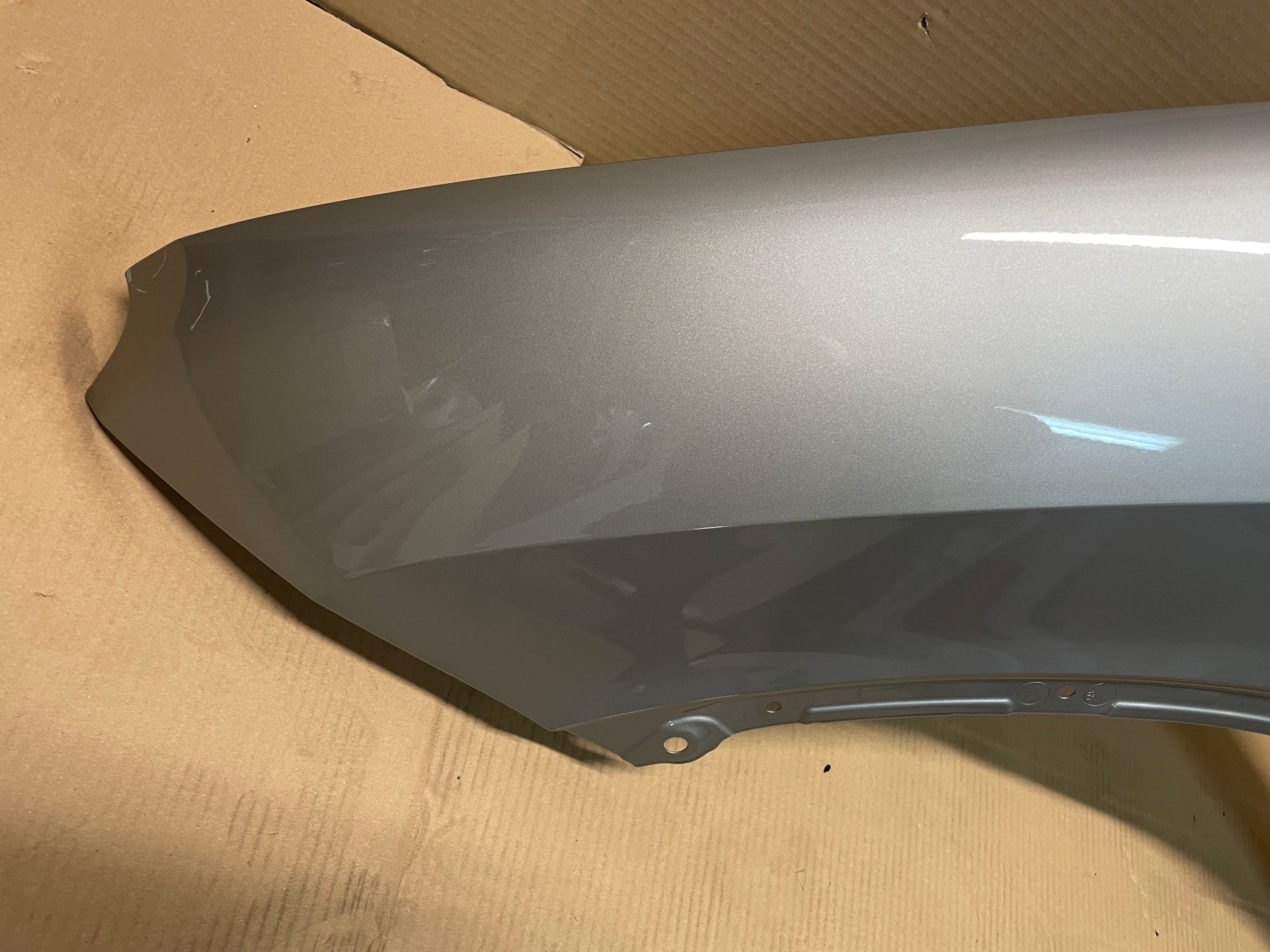 blatník předek levý MINI U25 COUNTRYMAN C6B