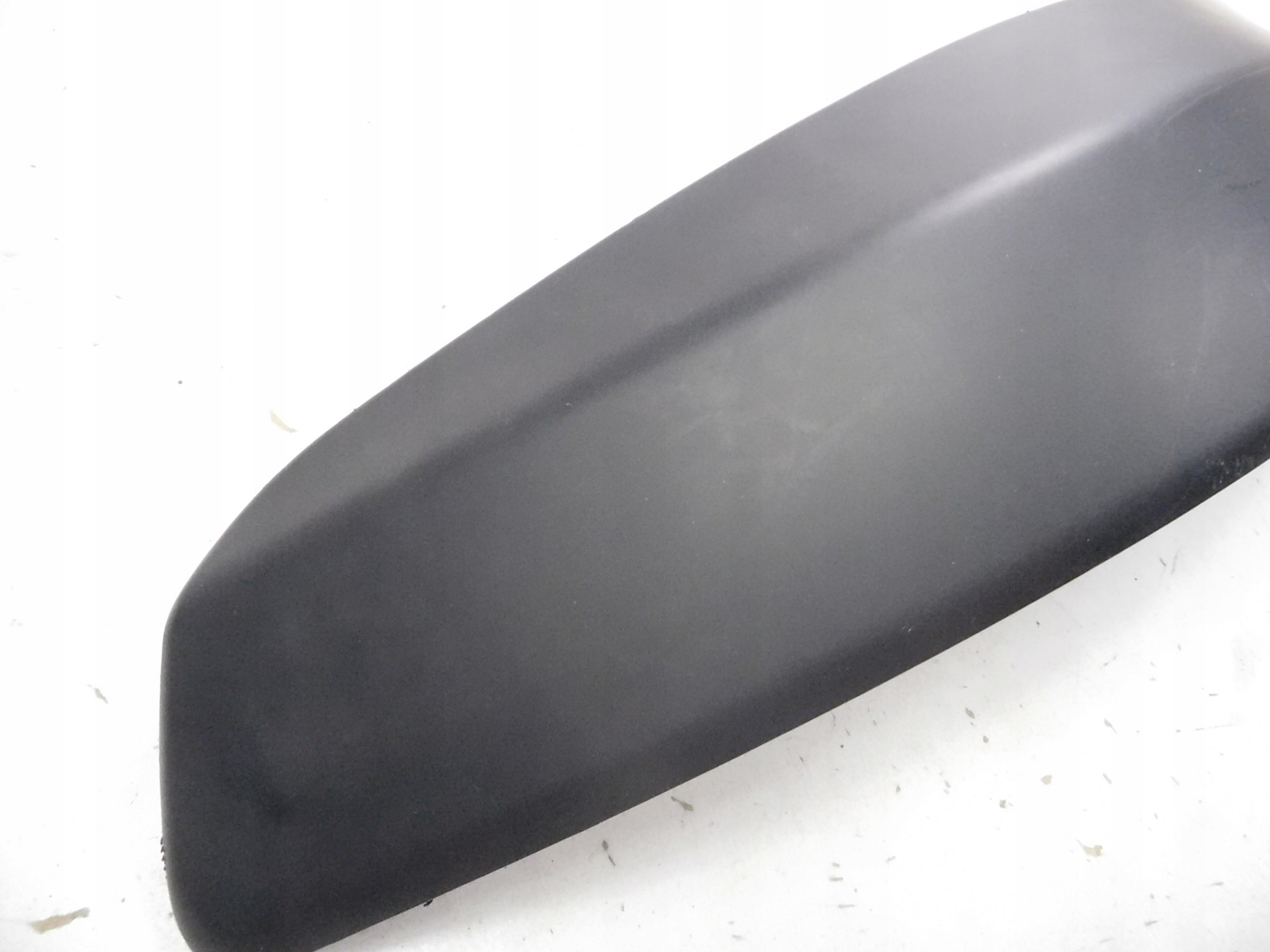 молдинг бампера peugeot oe 7452.Y9