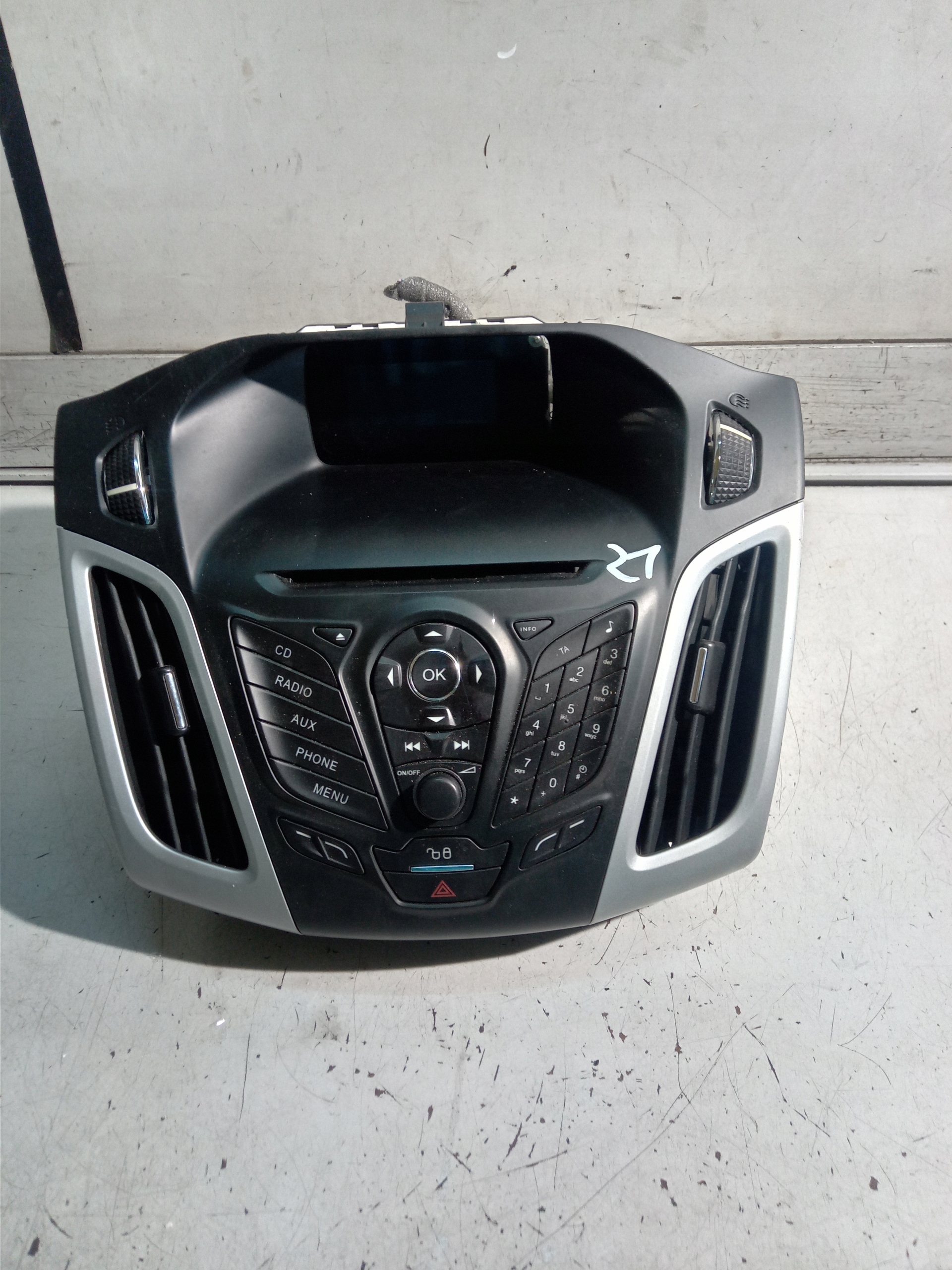 BM5T-18C815-HM - FORD FOCUS MK3 РАДИО ПАНЕЛЬ ДИСПЛЕЙ