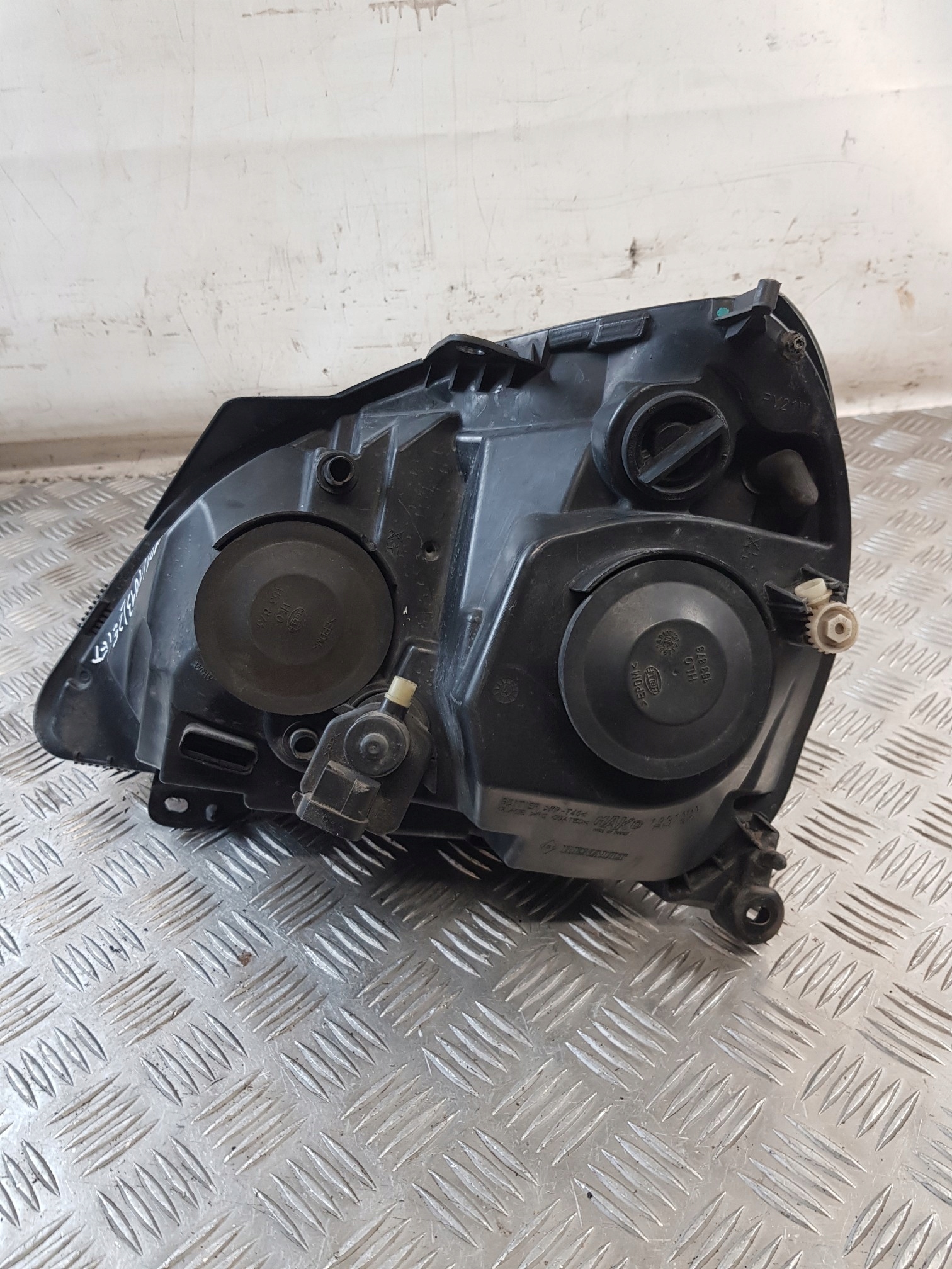 light right front 8200228792 RENAULT THALIA and LIFT 04R- EUROPA