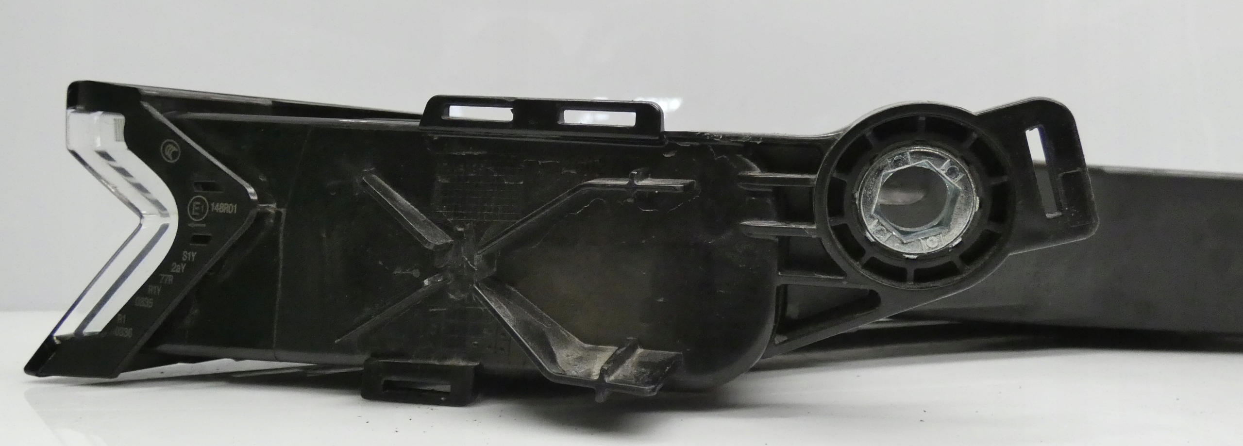 PORSCHE TAYCAN 9JA945095A light left rear part rear LED