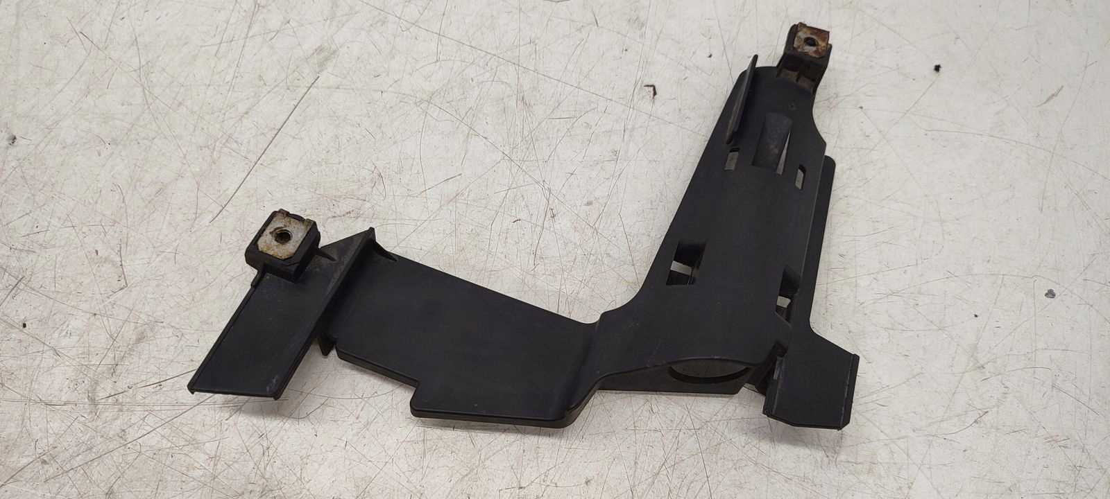 support lights left front holder BMW E46 LIFT 2,0TD