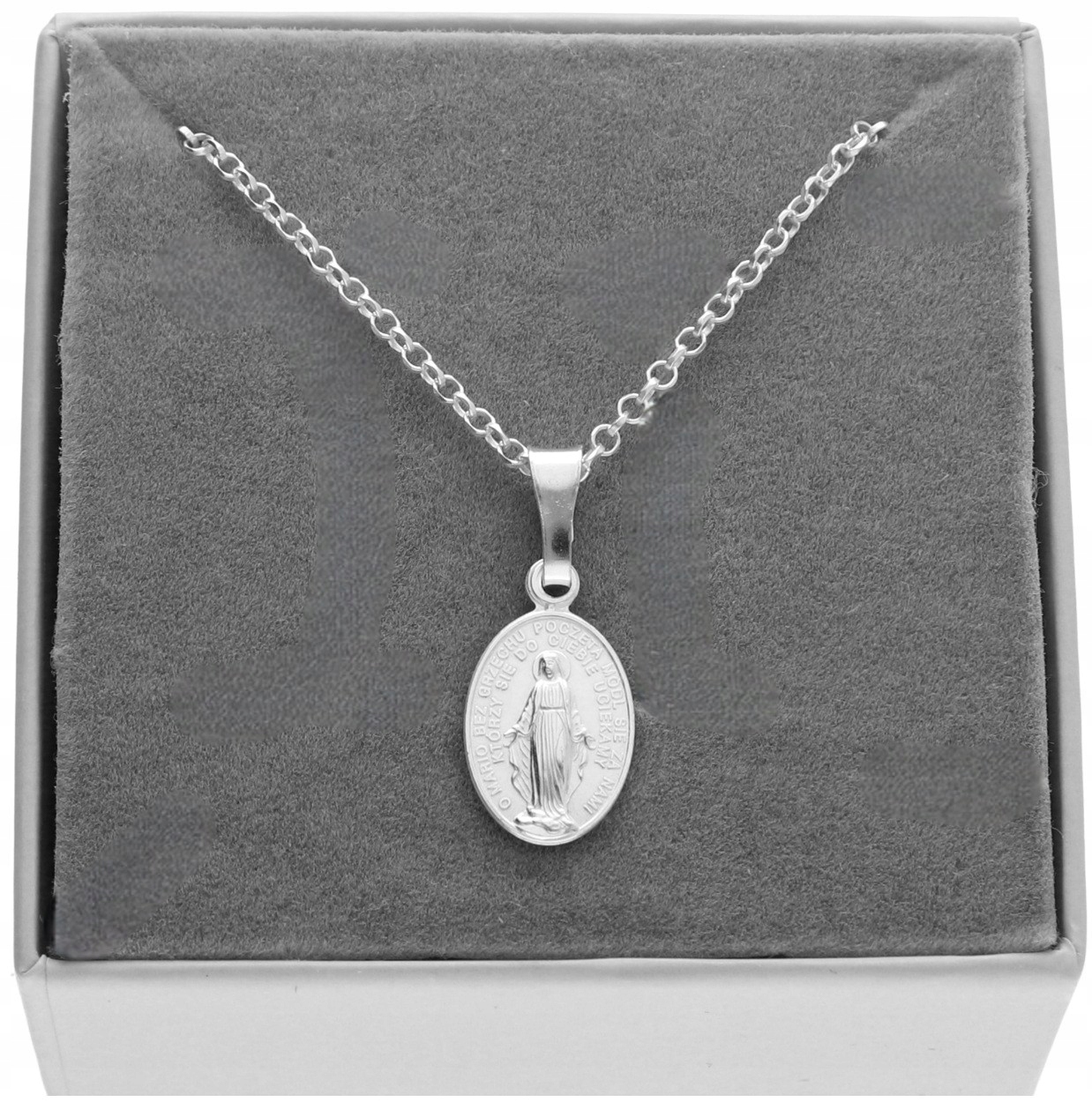Sada Stříbrný medailon a Řetízek k prvnímu svatému přijímání 45cm Polské Titulky stříbro 925