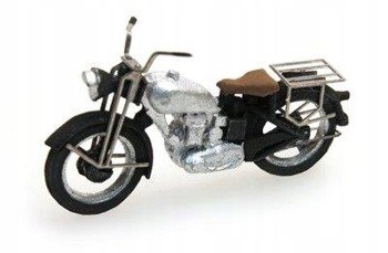 Artitec 387.05 Sr Motor Triumph stříbrný 1:87