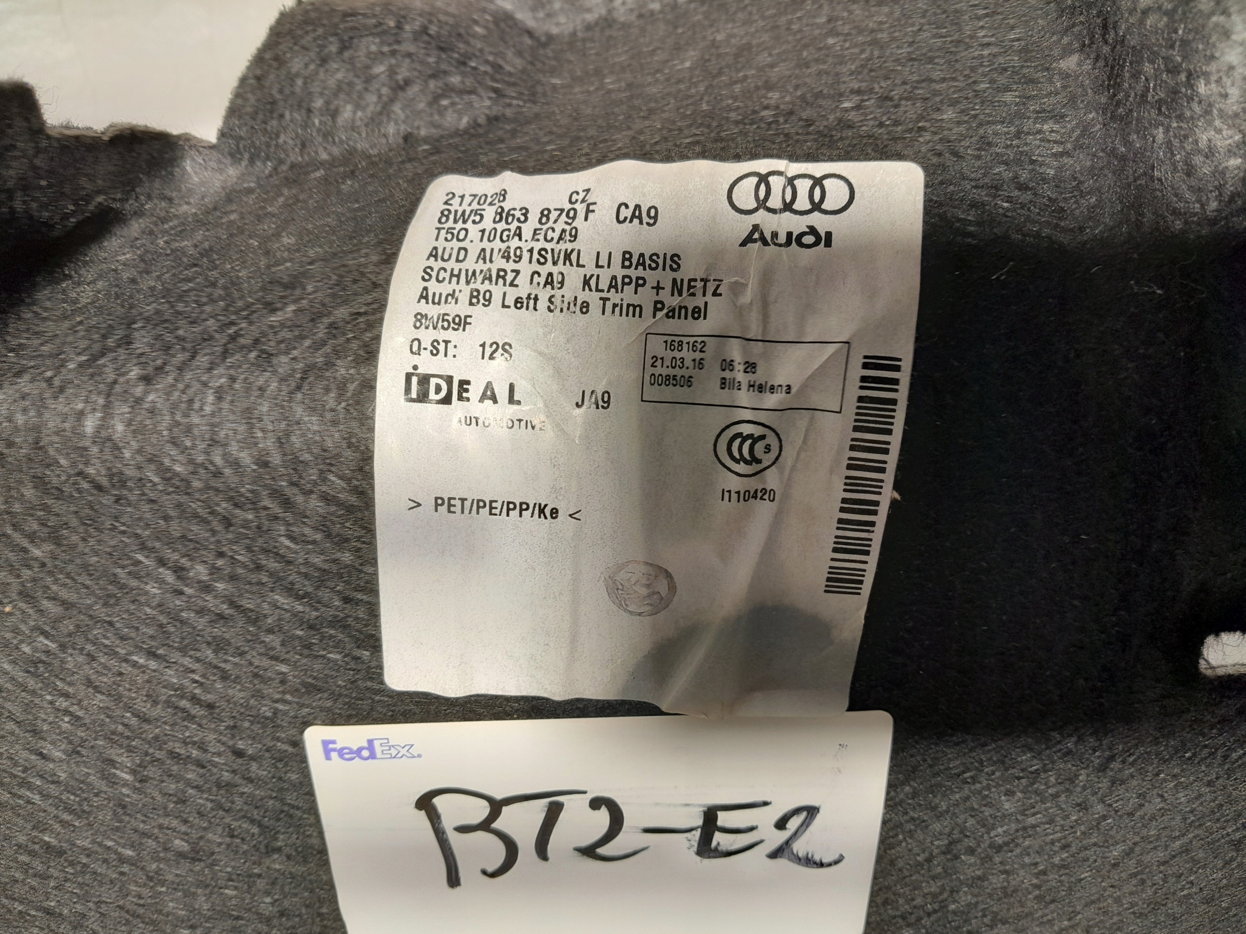 AUDI A4 B9 sedan boot upholstery 8W5863879F