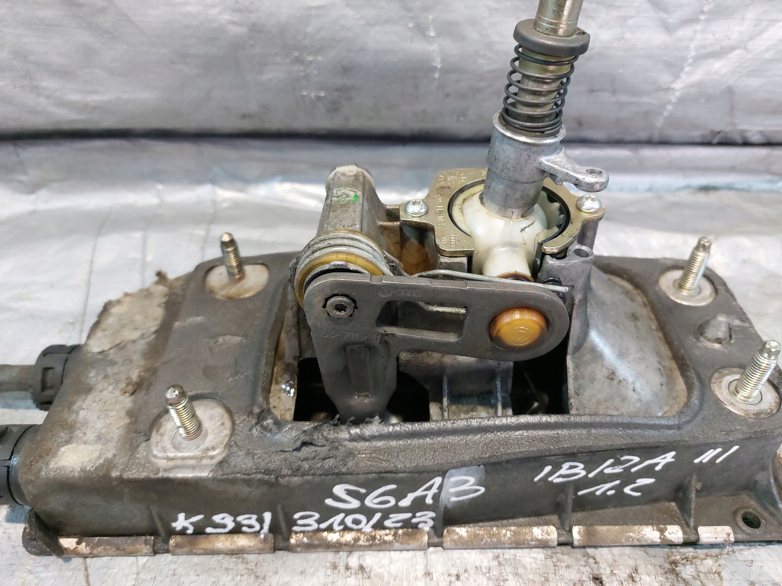 Câble Engrenage Mecanisme levier vitesse SEAT IBIZA III 1.2