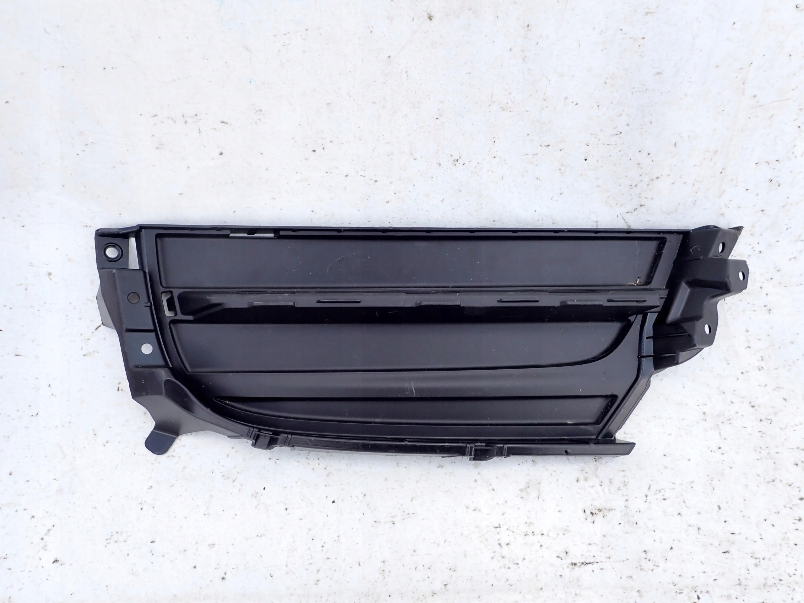 PORSCHE PANAMERA II 971 grid of a bumper left front