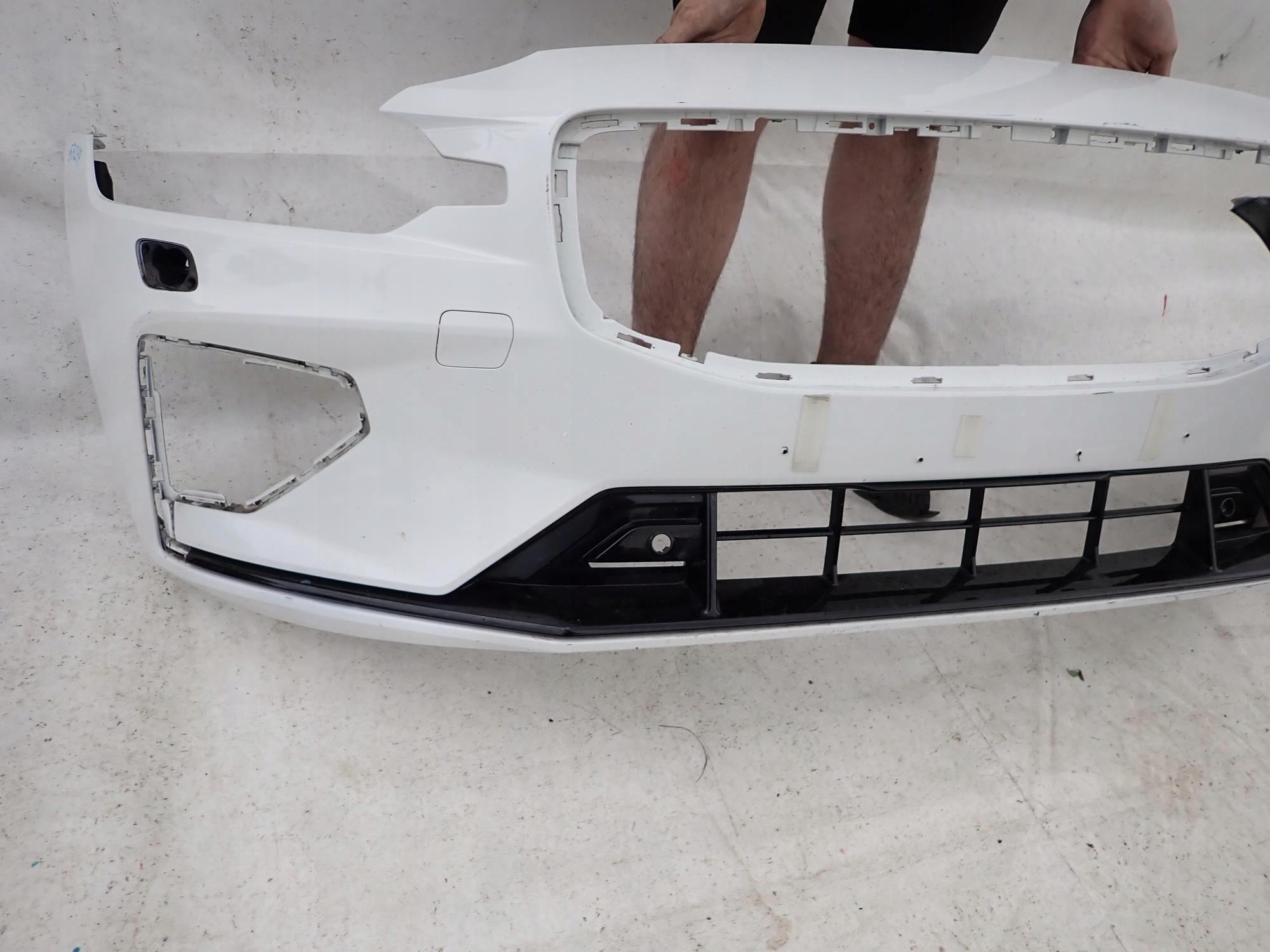 VOLVO V60 II 2 R-design 18- bumper front front